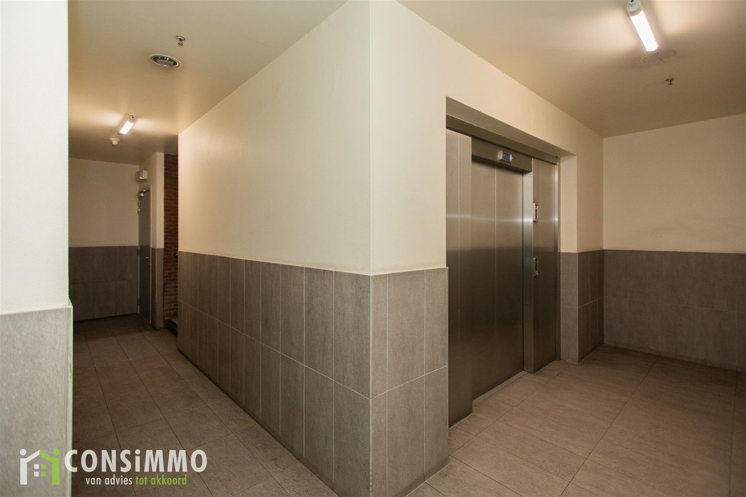 Instapklaar appartement met 3 slaapkamers in Genk-Centrum! foto 4