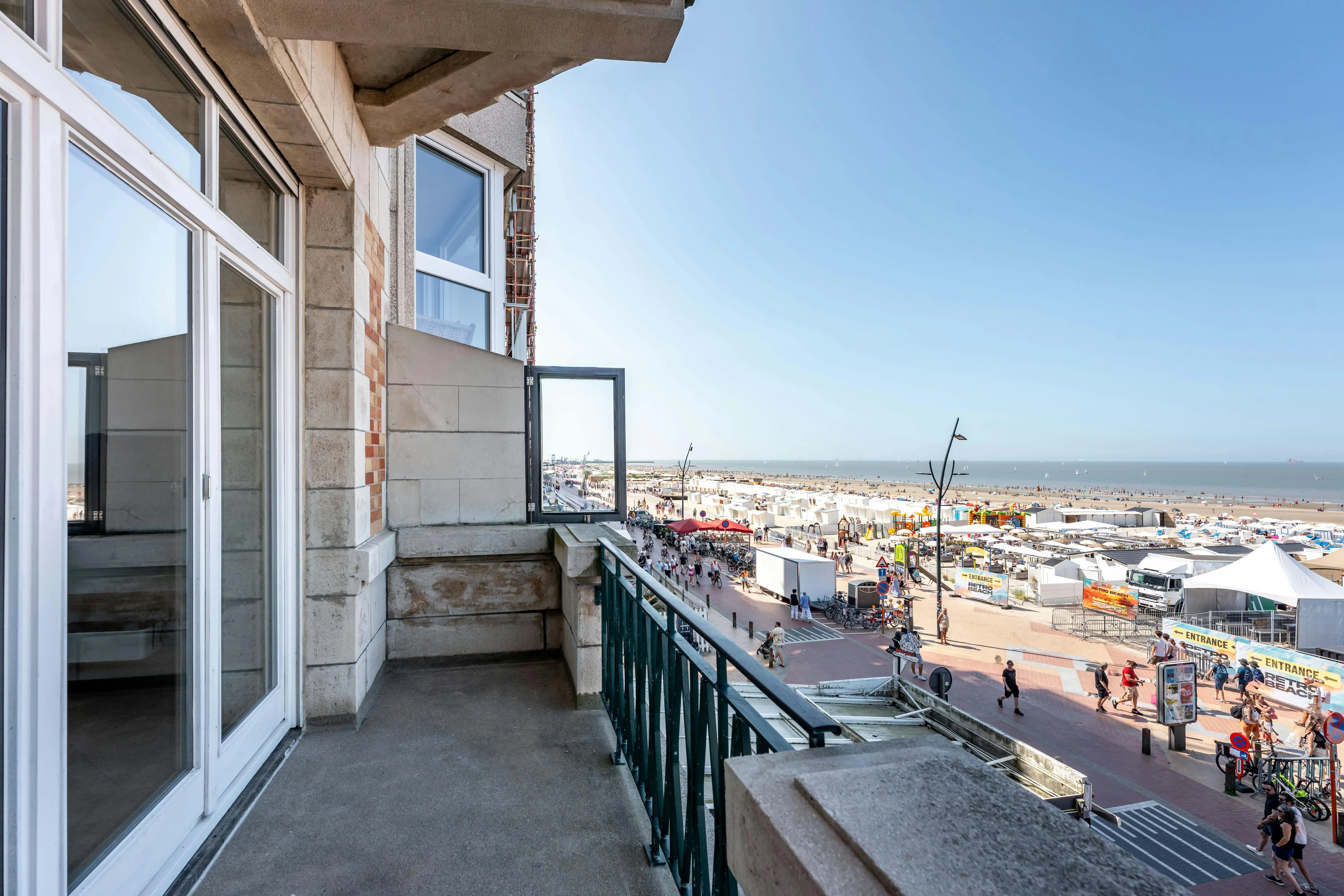 Uniek, historisch en ruim appartement te koop op de zeedijk  foto 4