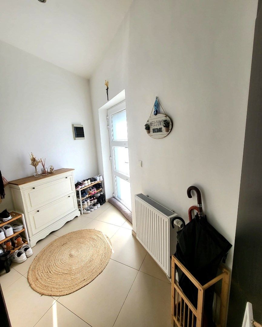 De huidige eigenaar is verliefd...dus is ze ribbedebie... :-) foto 3