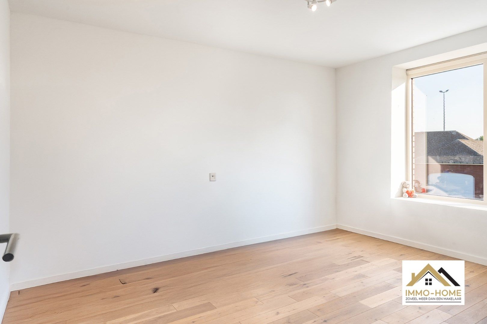 Recent gerenoveerde woning met magazijn en atelier-ruimte  foto 16