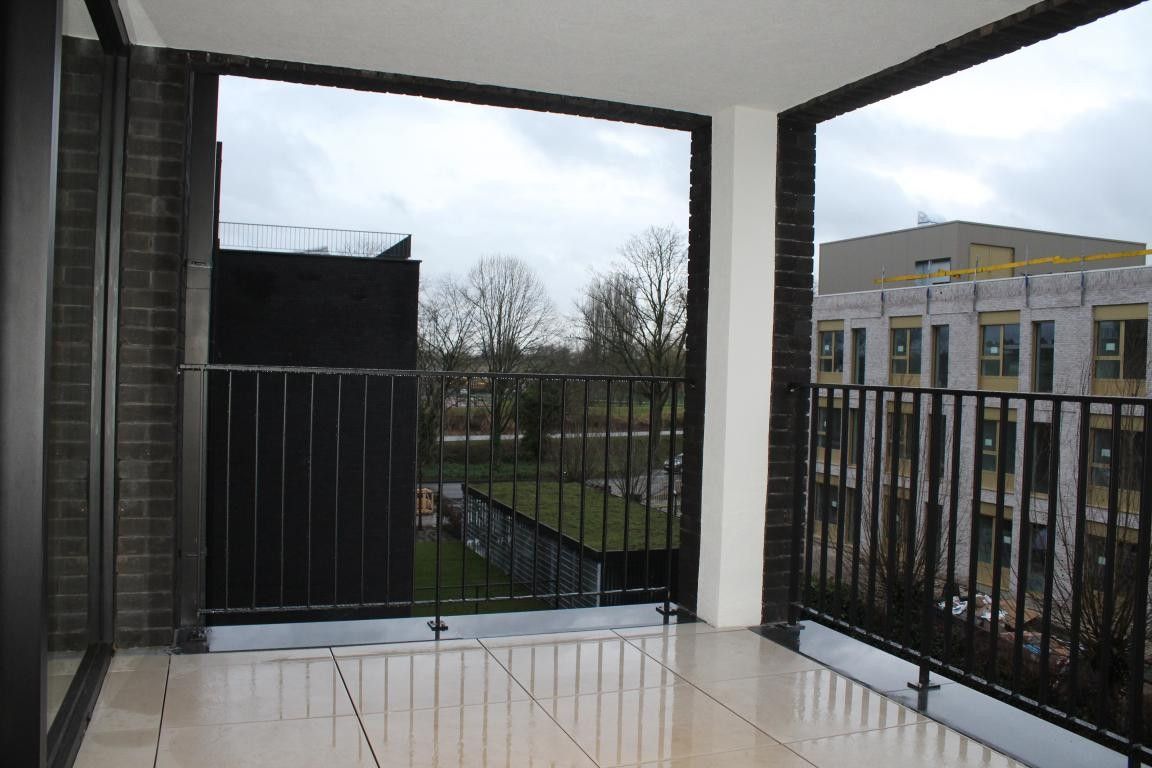 2-slaapkamerappartement met terras foto 10