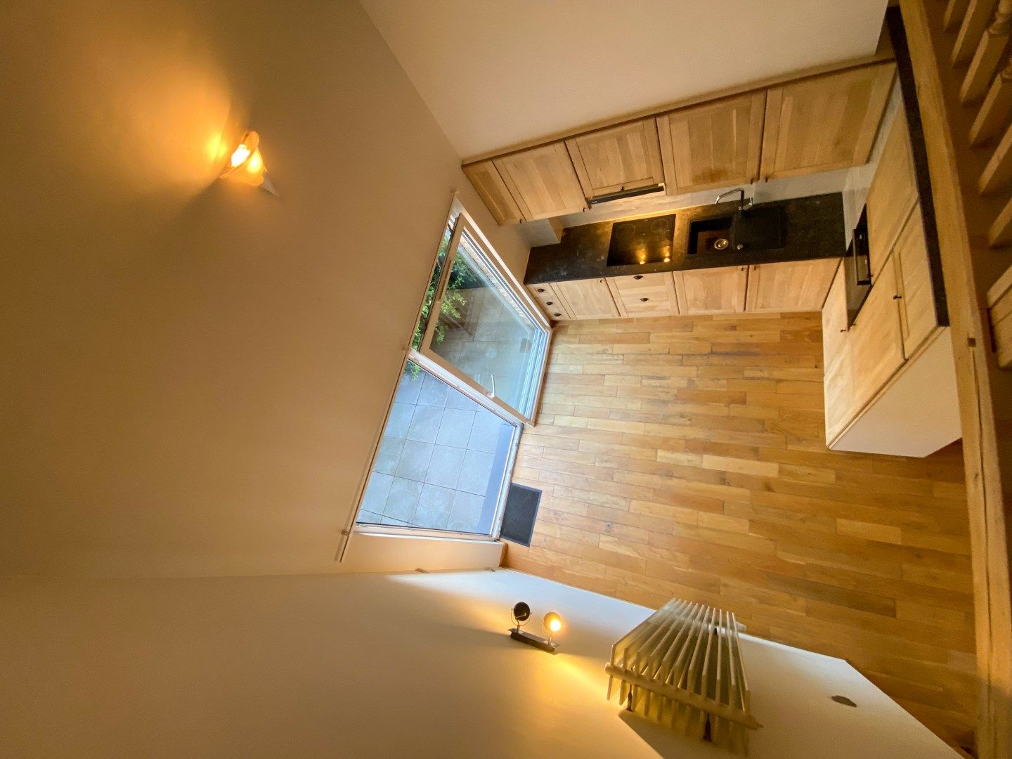Gezellige rijwoning met 3 slaapkamers en terras. foto 23