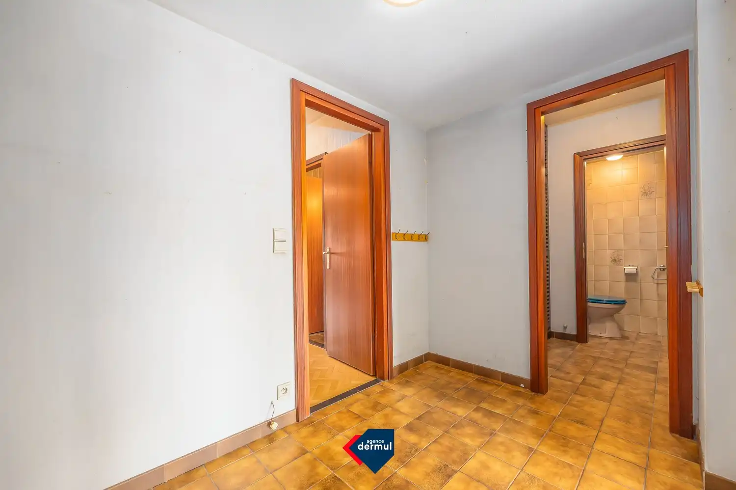 RUIM APPARTEMENT MET GARAGE foto 12