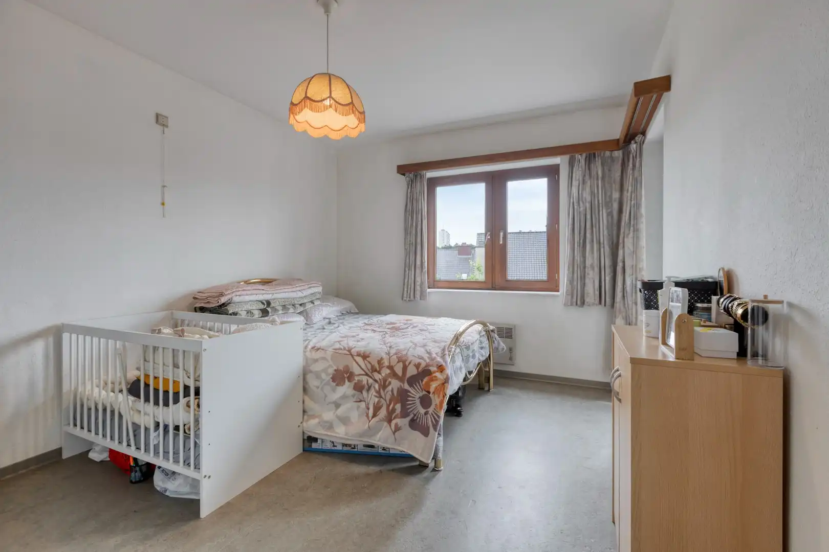 Ruim 3-slaapkamerappartement te koop in Genk foto 13