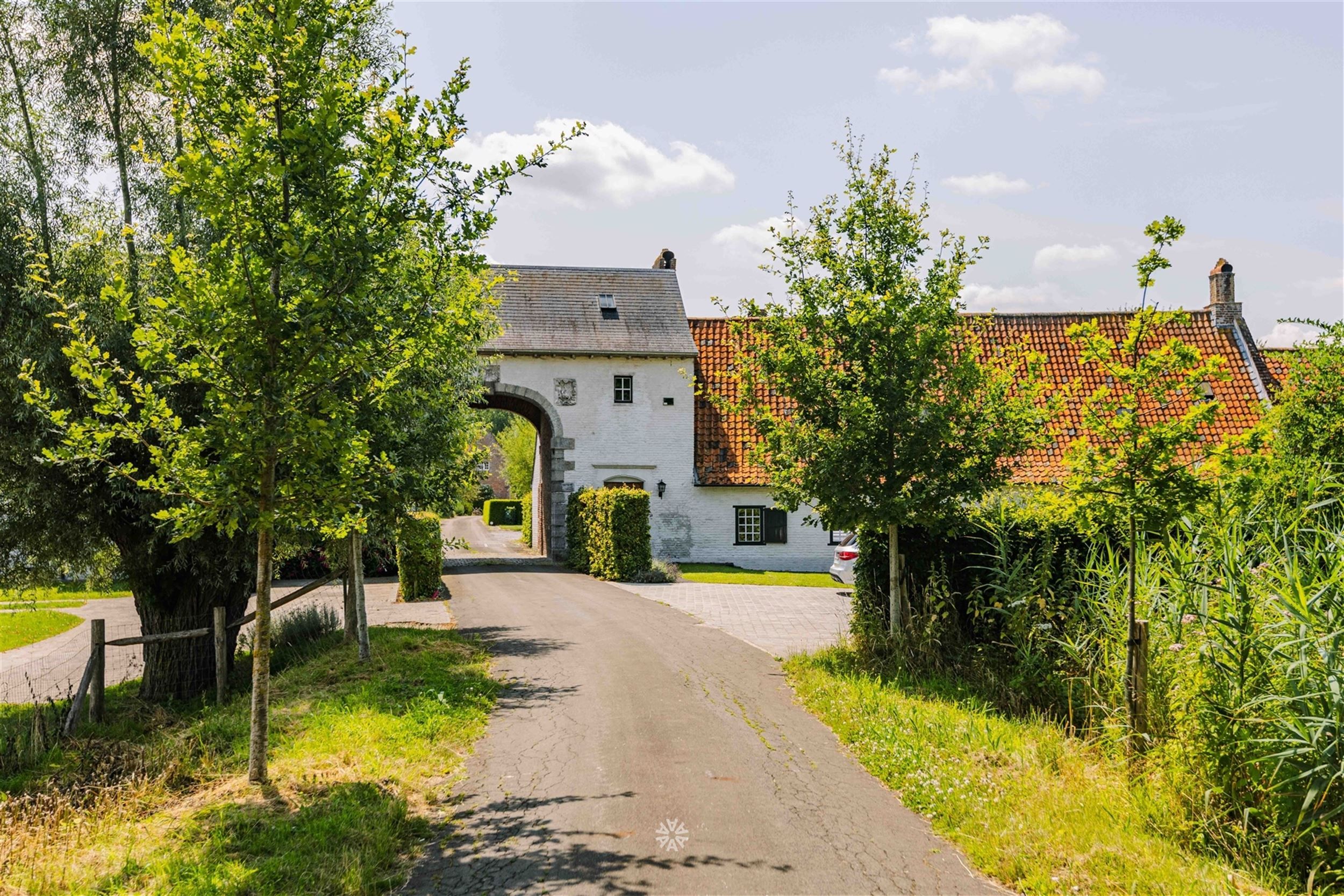 Idyllisch landhuis op een unieke locatie in Wortegem-Petegem foto 2