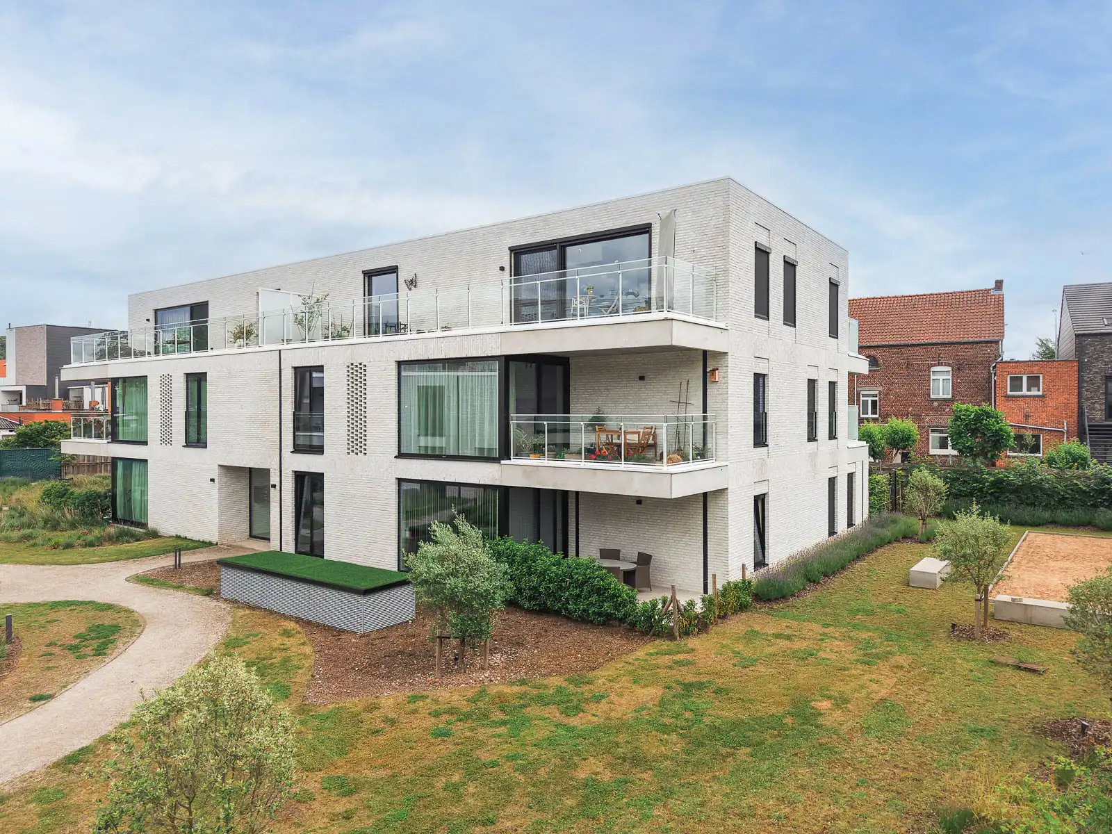  Prachtig en energiezuinig appartement op toplocatie te Rotselaar foto {{pictureIndex}}