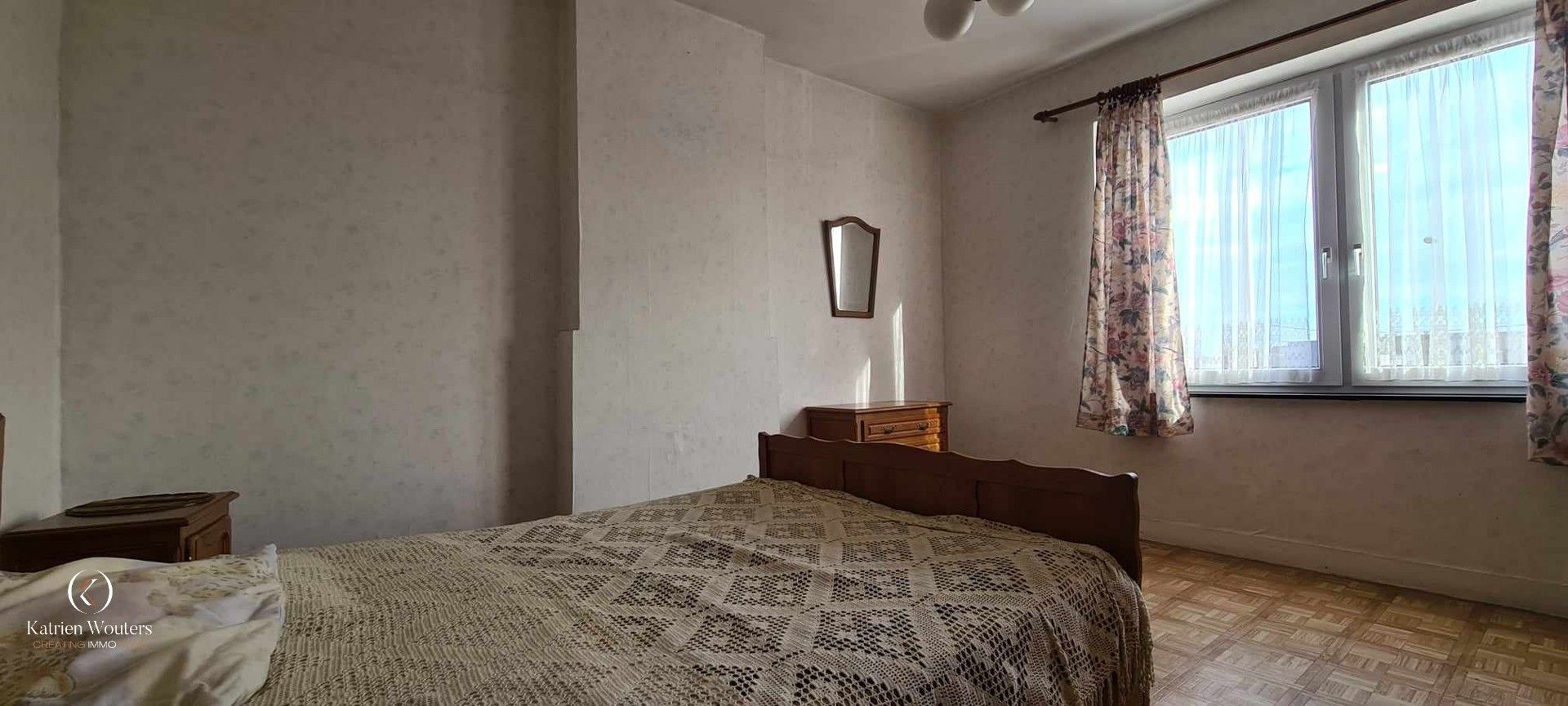 Ruime renovatiewoning met grote tuin foto 13