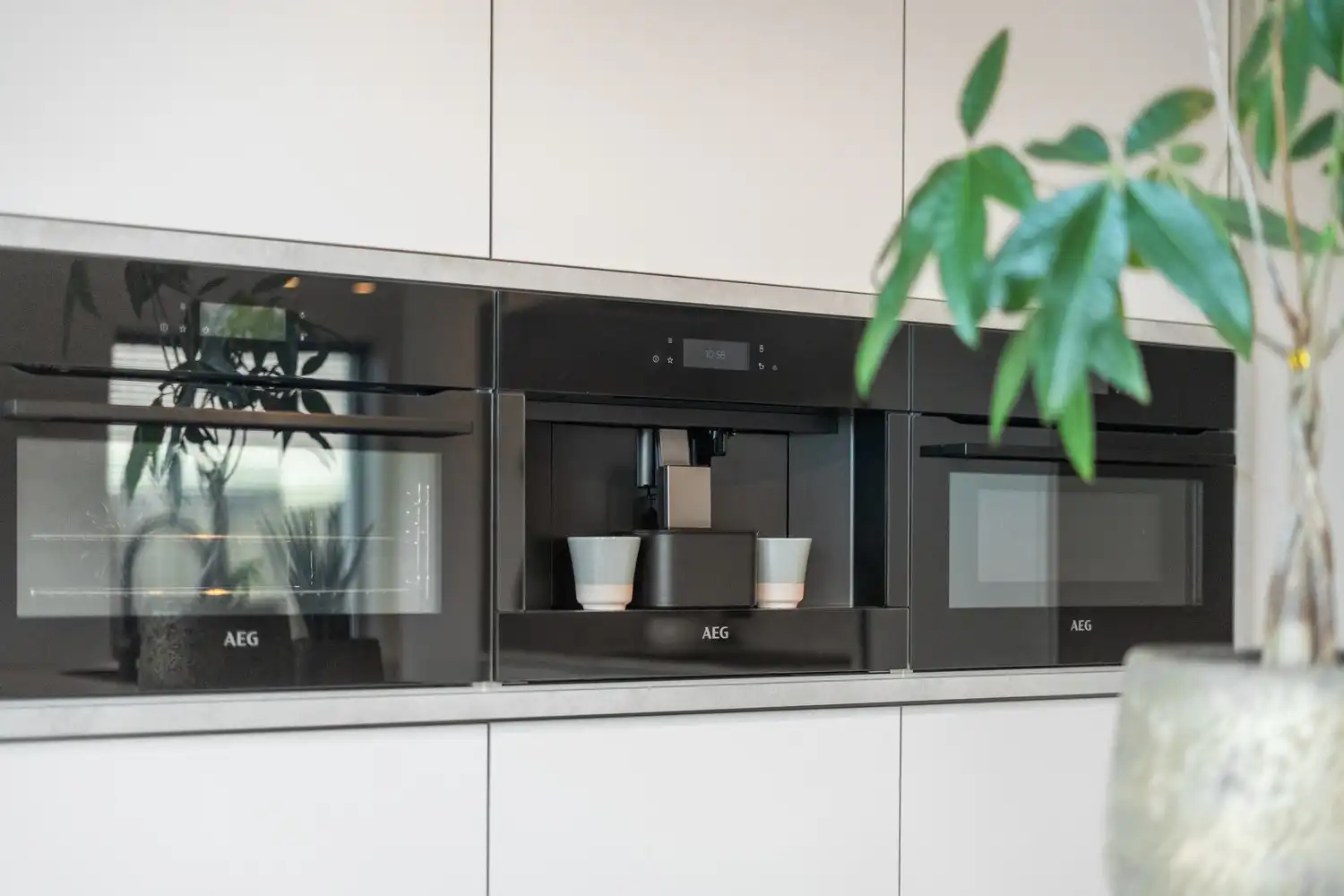 Exclusieve, recente nieuwbouwwoning met 5/6 slpks + tuin! foto 8