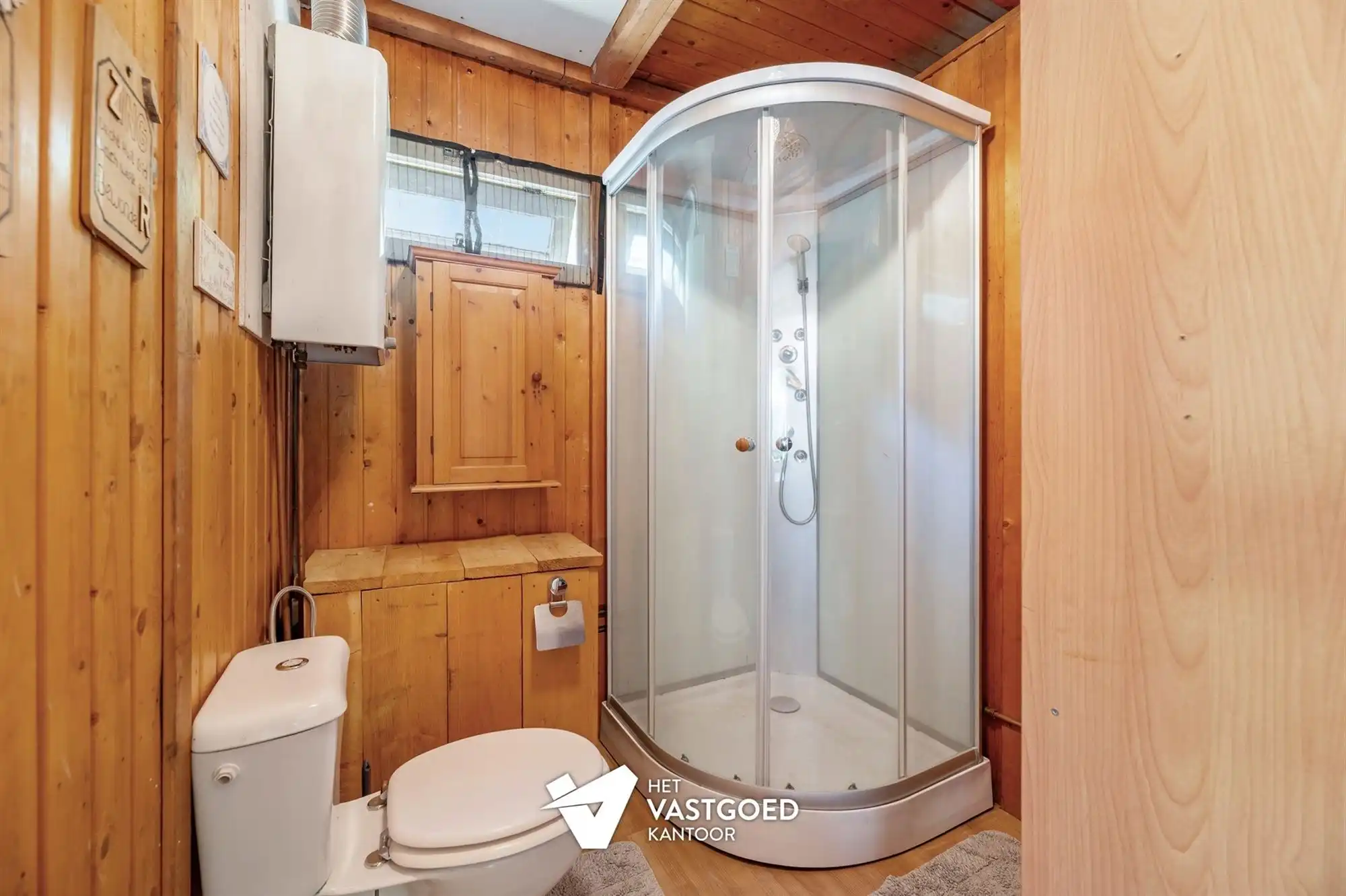 GEZELLIGE CHALET OP FANTASTISCHE LIGGING foto 10
