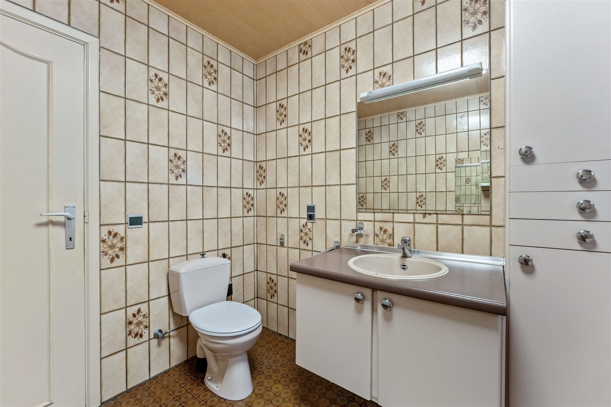 ZEER GOED ONDERHOUDEN GELIJKVLOERSE WONING MET 3 TOT 4 SLAAPKAMERS OP EEN RUIM PERCEEL VAN 10A33CA TE OOSTHAM foto 18
