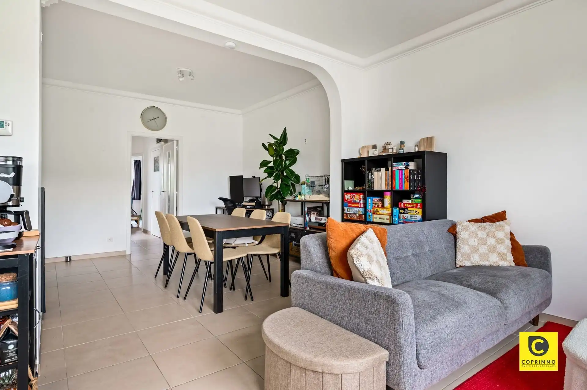  3 slaapkamer app + P  foto {{pictureIndex}}