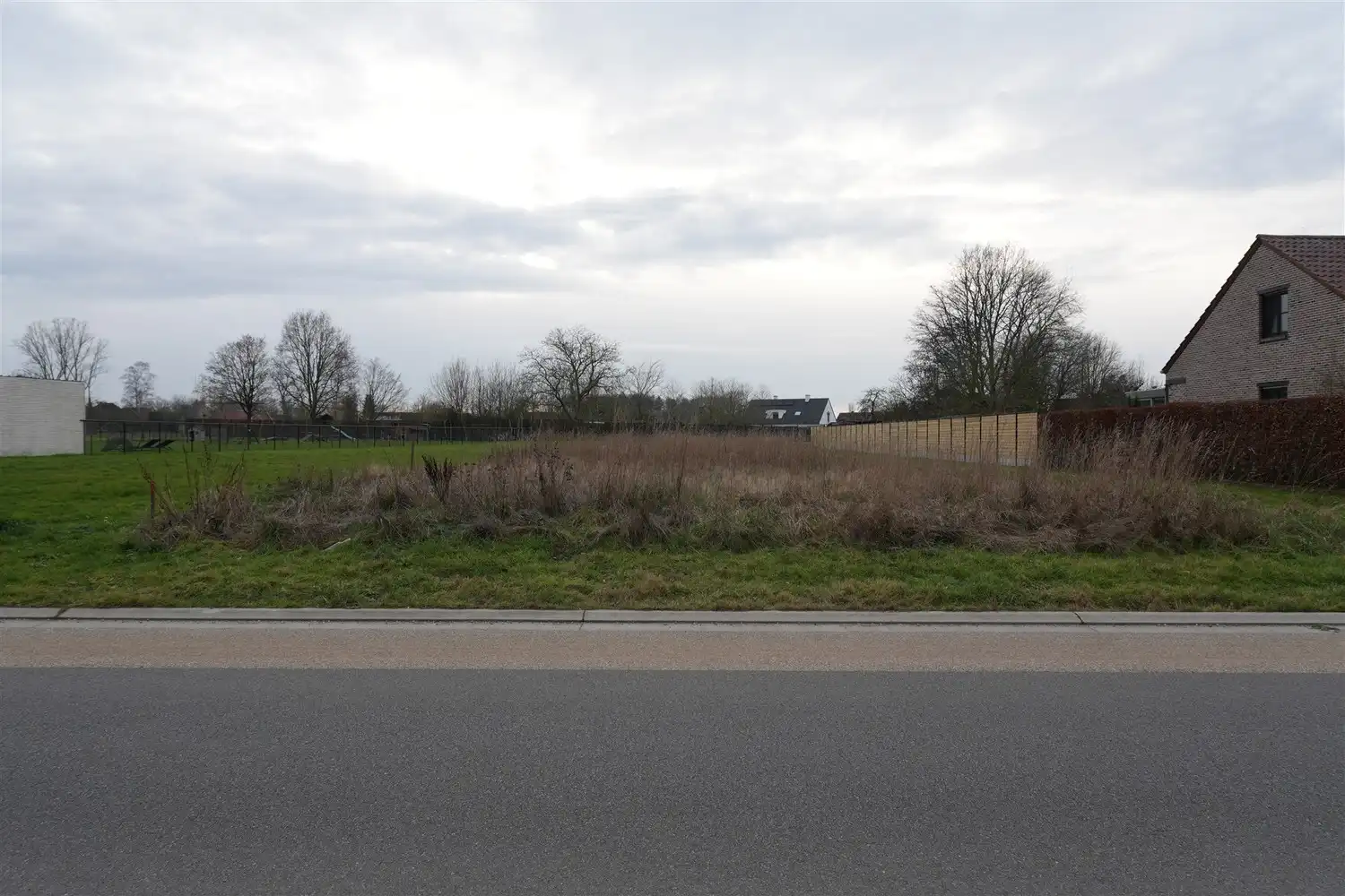 Ruime bouwgrond voor open bebouwing in Herk-de-Stad foto 3