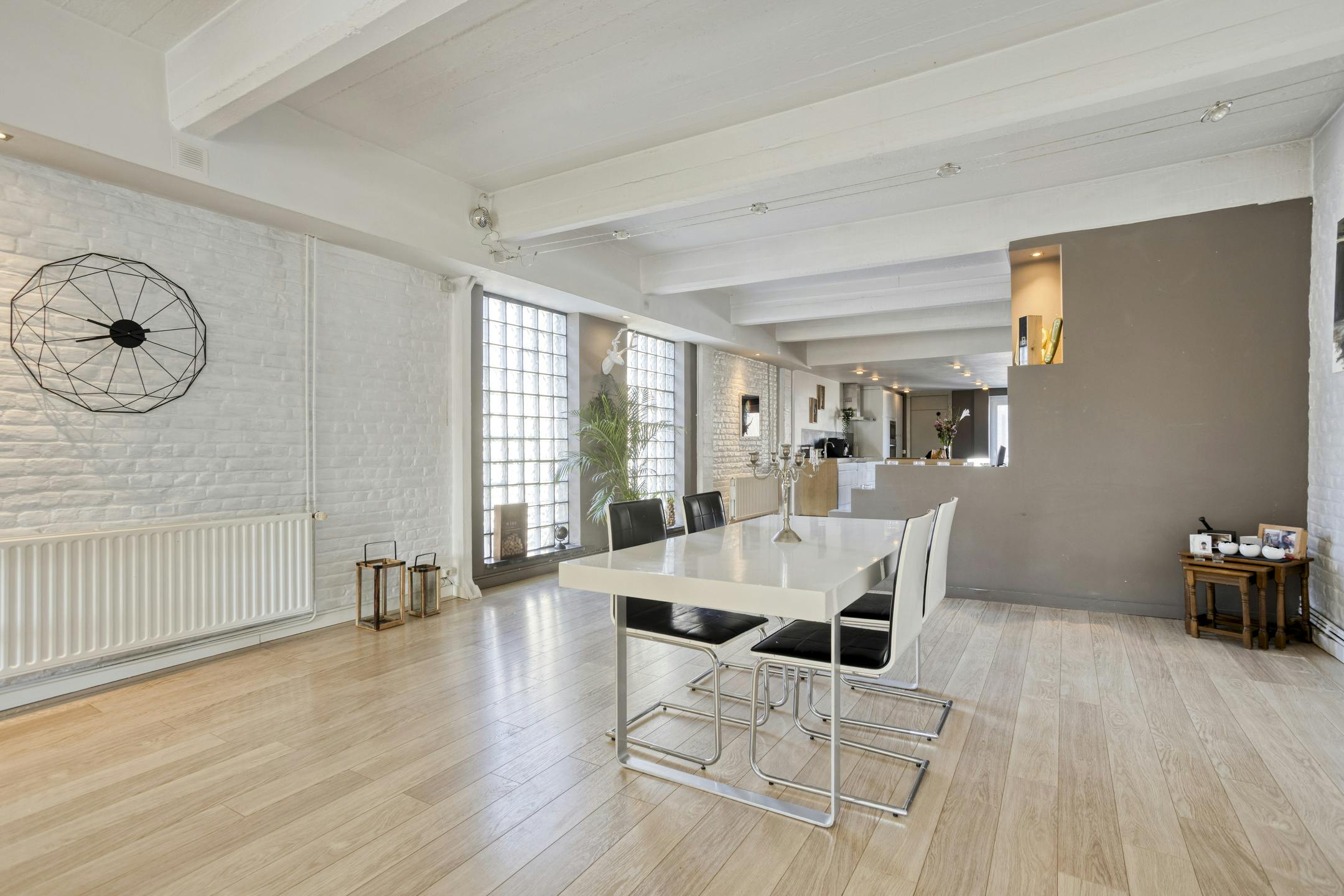 Loft appartement te Sint-Jans-Molenbeek  foto 14