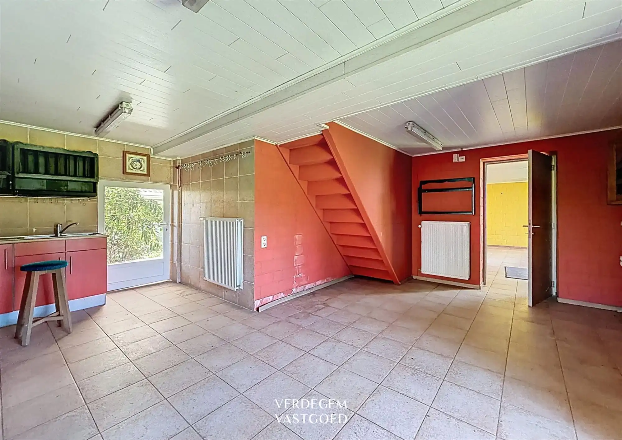 Te renoveren hoeve met schuur op een terrein van 1.634m² foto 18