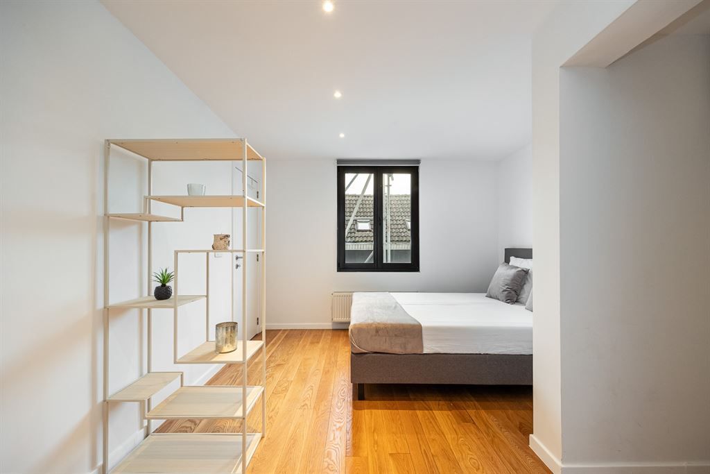 Recent gerenoveerd hoekappartement foto 10