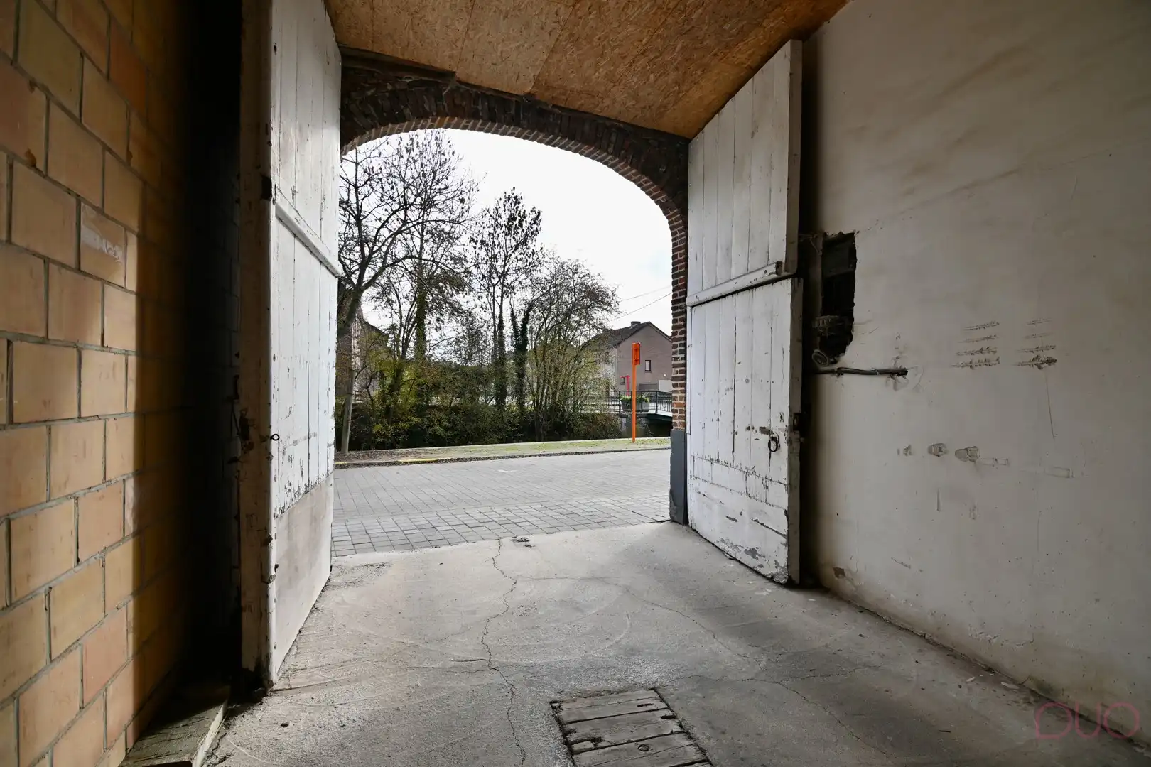 Instapklaar appartement met twee slaapkamers en groot terras met open zicht foto 16