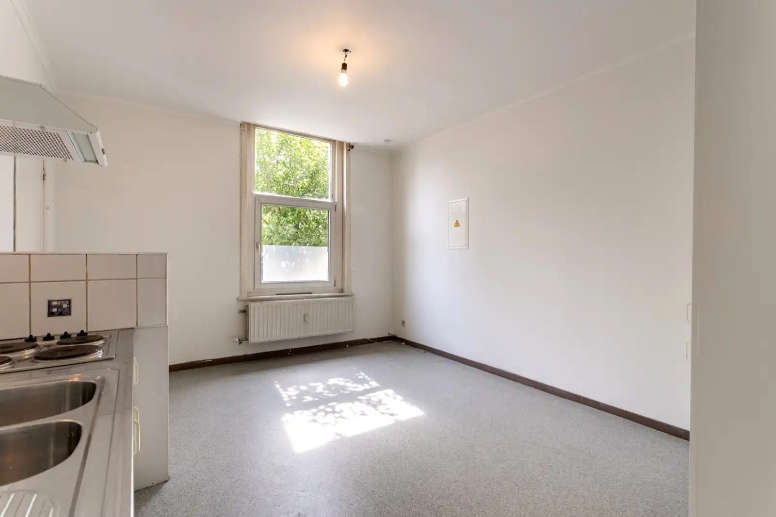 Opbrengsteigendom met 2 vergunde appartementen en kelders in het centrum van Halle foto 6