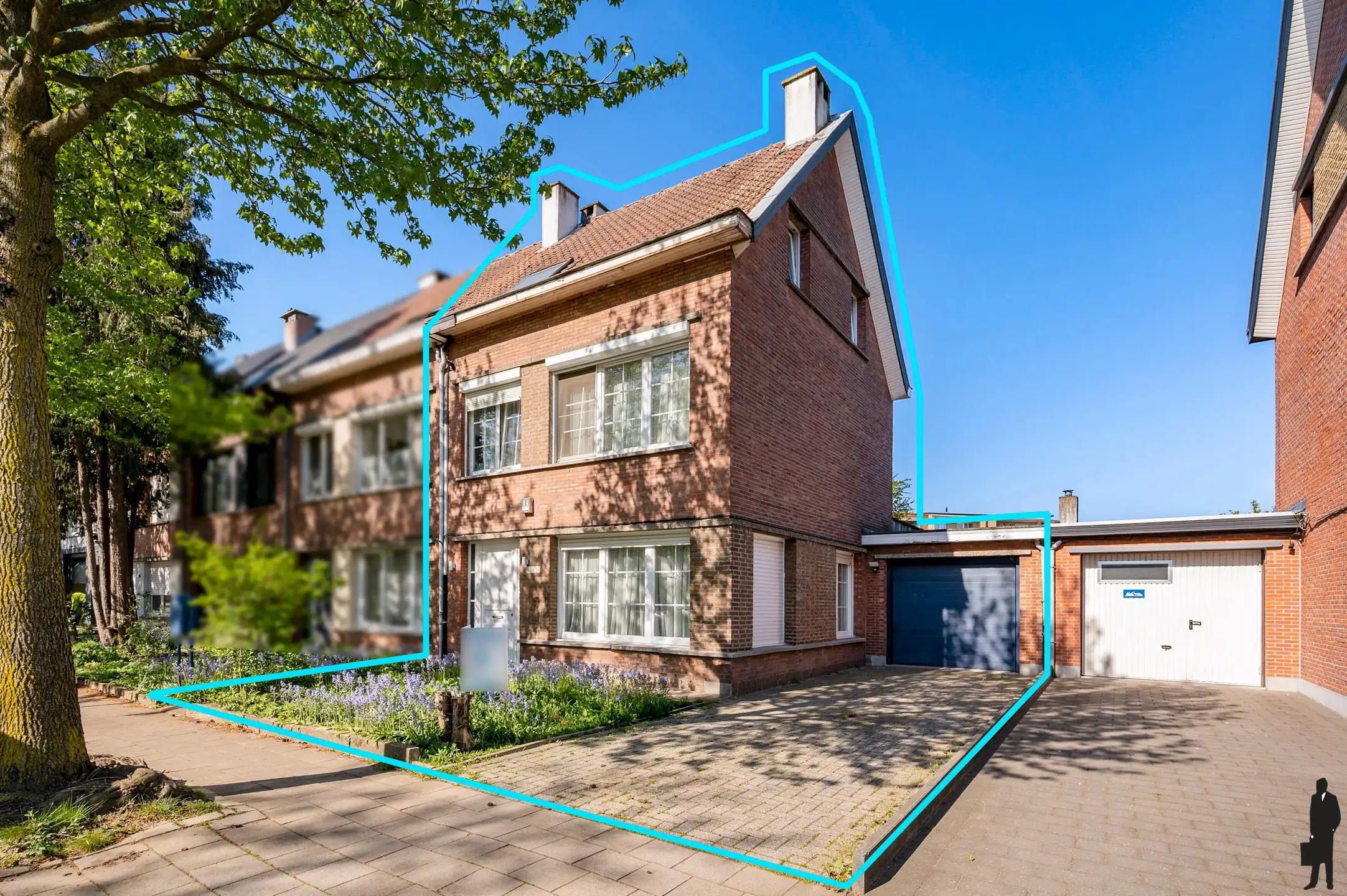 Lichtrijke woning op top locatie te koop! foto {{pictureIndex}}