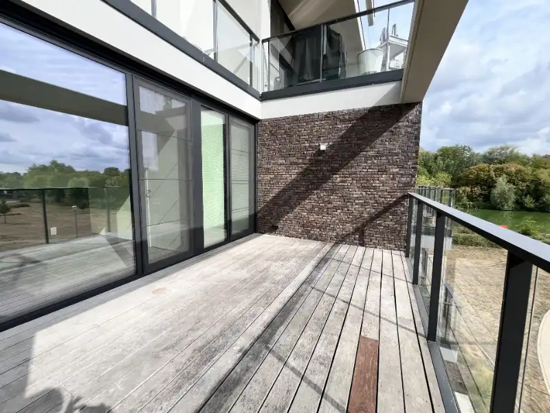 Energiezuinig 1-slpkm app. met groot terras en garage foto 11