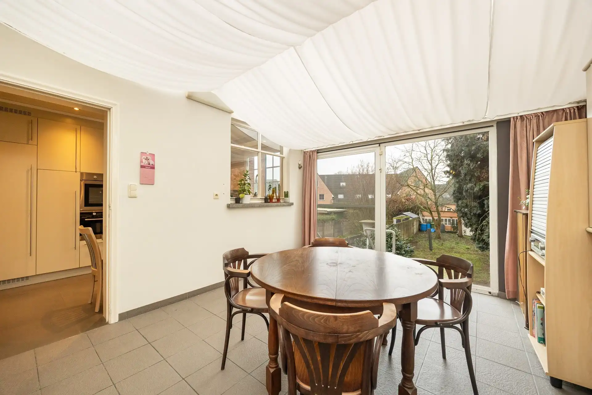 Ruime bel-etage (3-4 slpk) met garage en tuin in Wommelgem foto 13