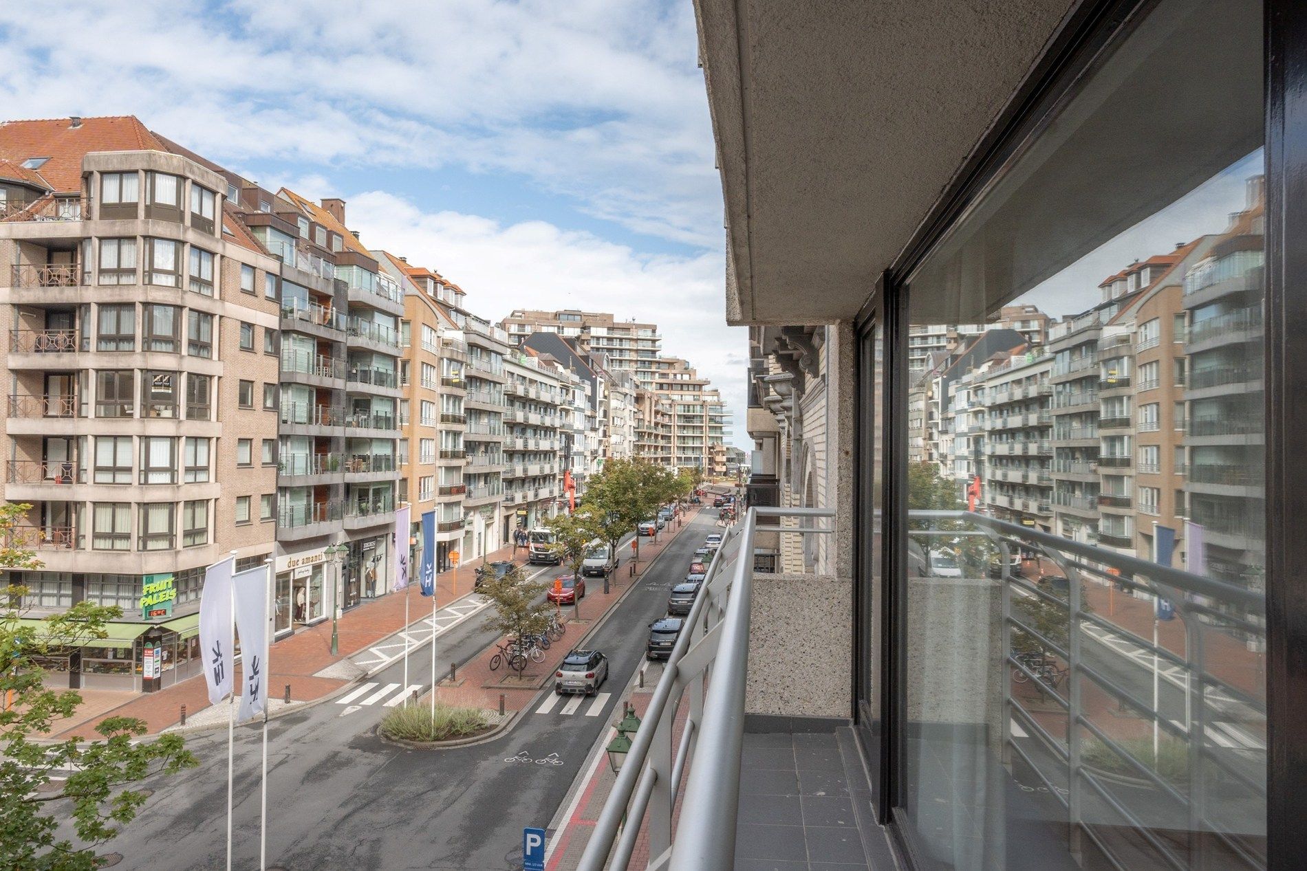 Zonnig appartement in de Lippenslaan te Knokke foto 14