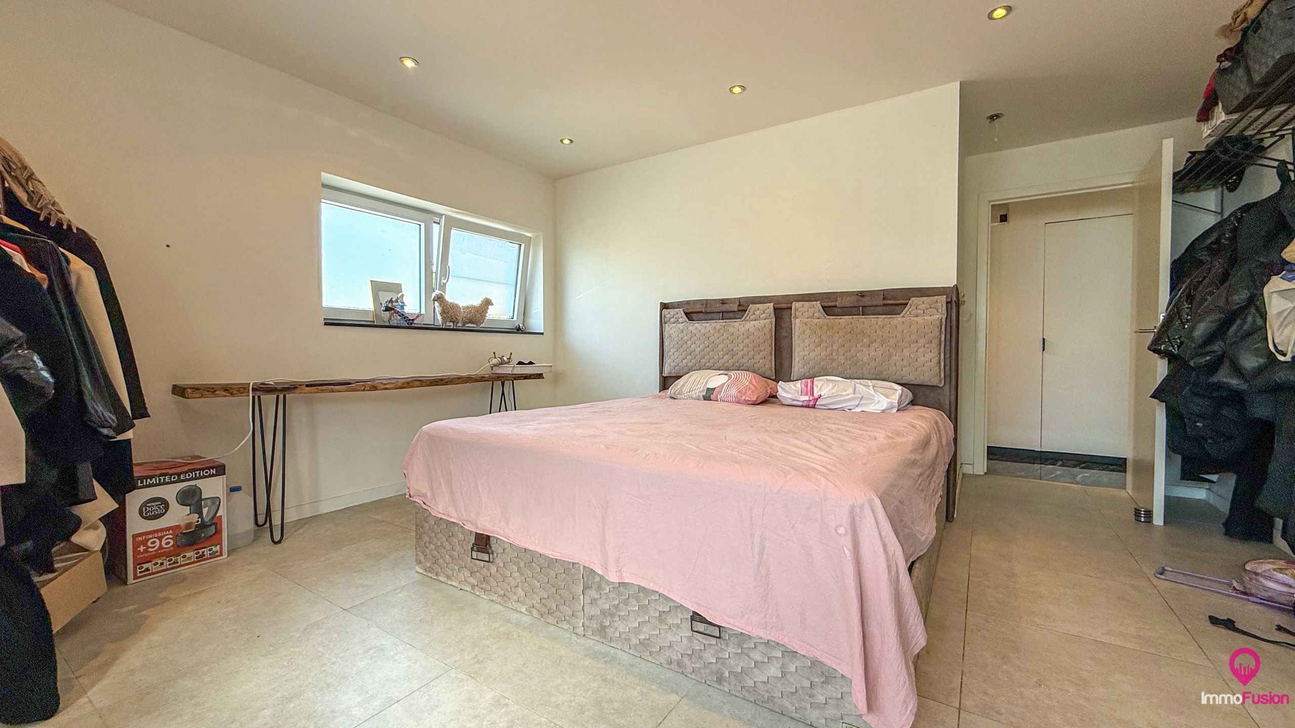 Instapklare woning met 5 slpks, rustig gelegen te Beringen! foto 25