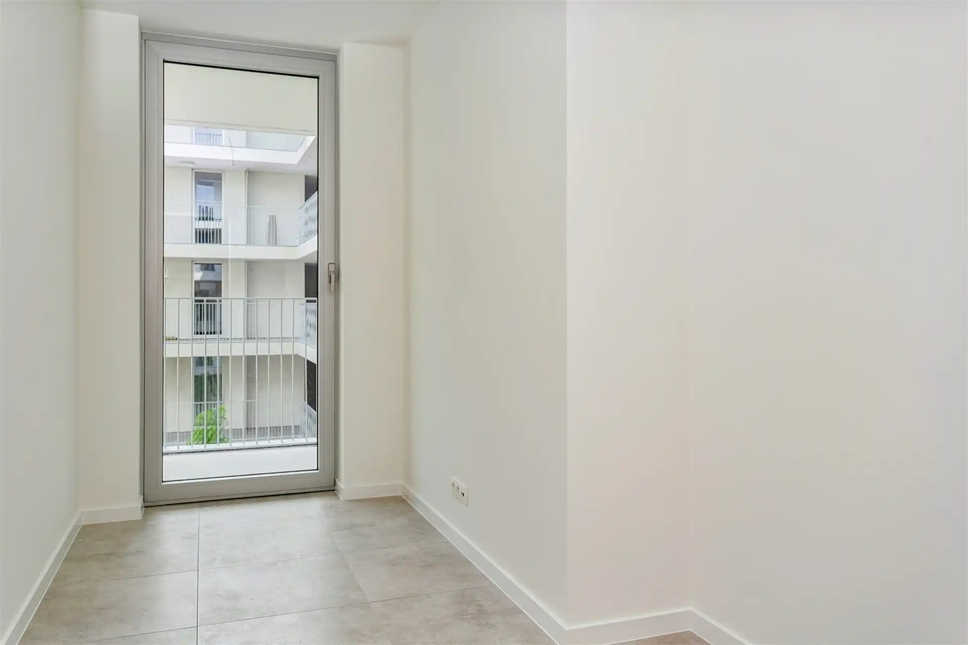 Nieuwbouw appartement te huur in Merchtem foto 5