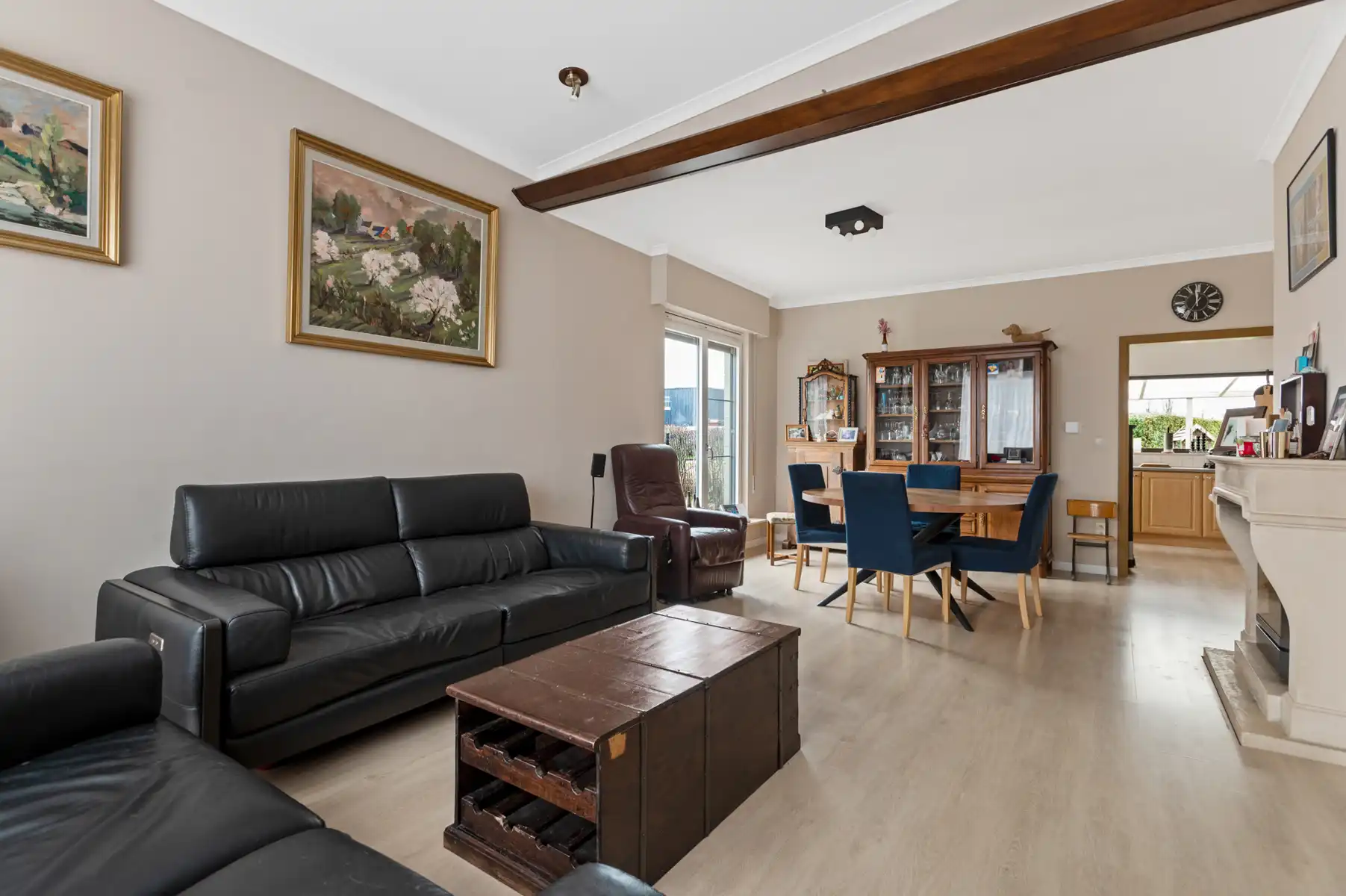 Vrijstaande woning met 4 slaapkamers foto 4