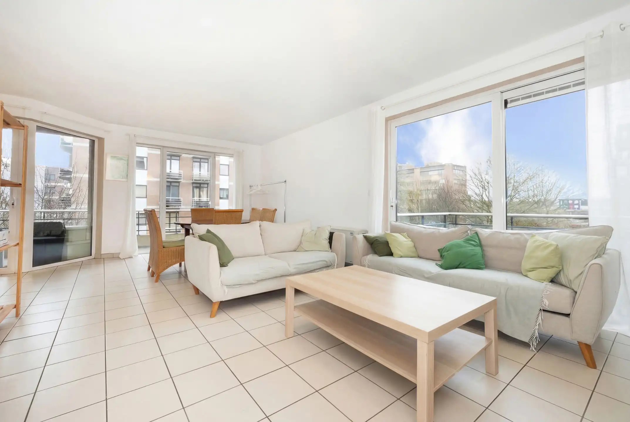 Appartement met 3 slaapkamers + kelder foto {{pictureIndex}}