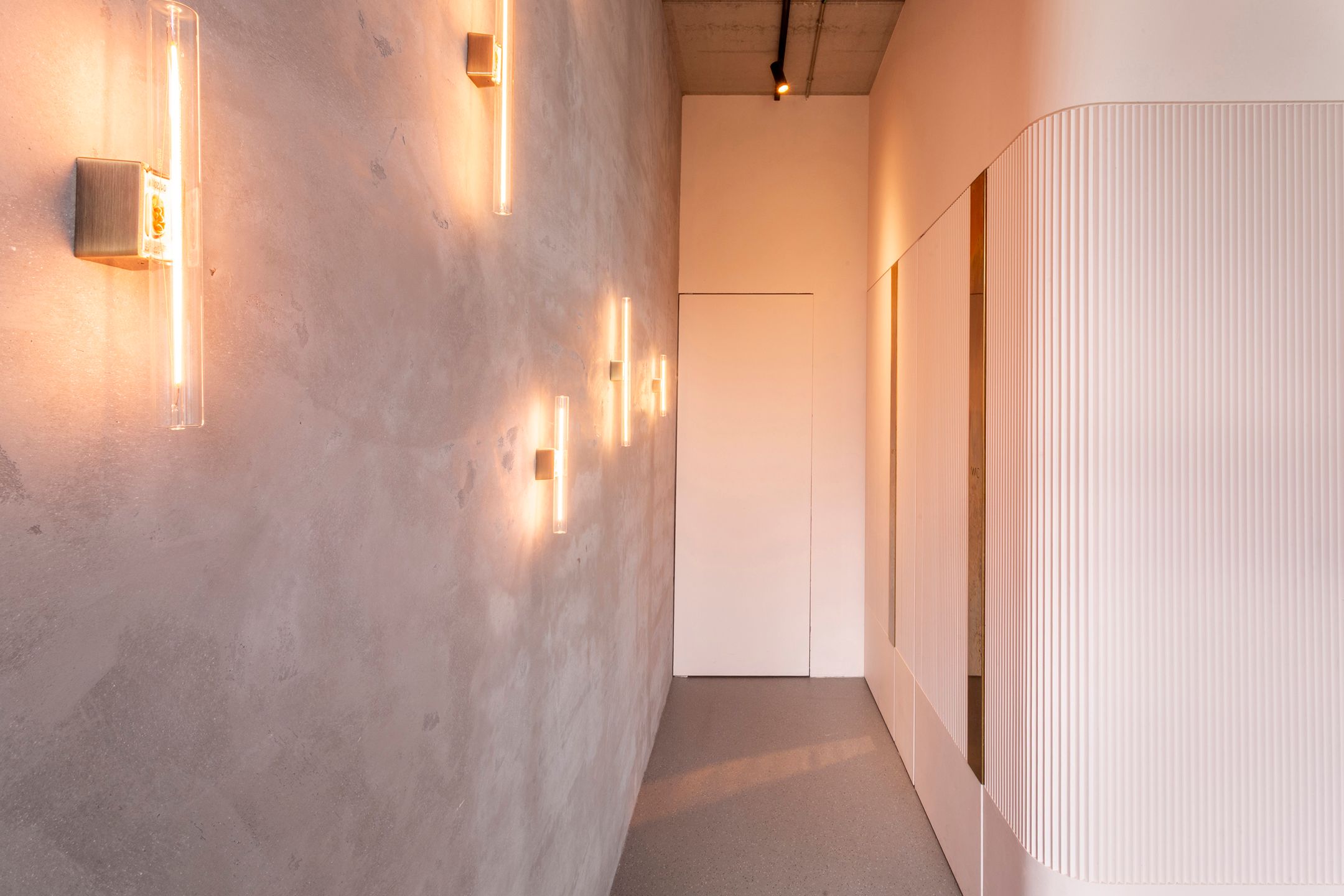 Polyvalente ruimte - ideaal als kantoor of praktijk foto 5