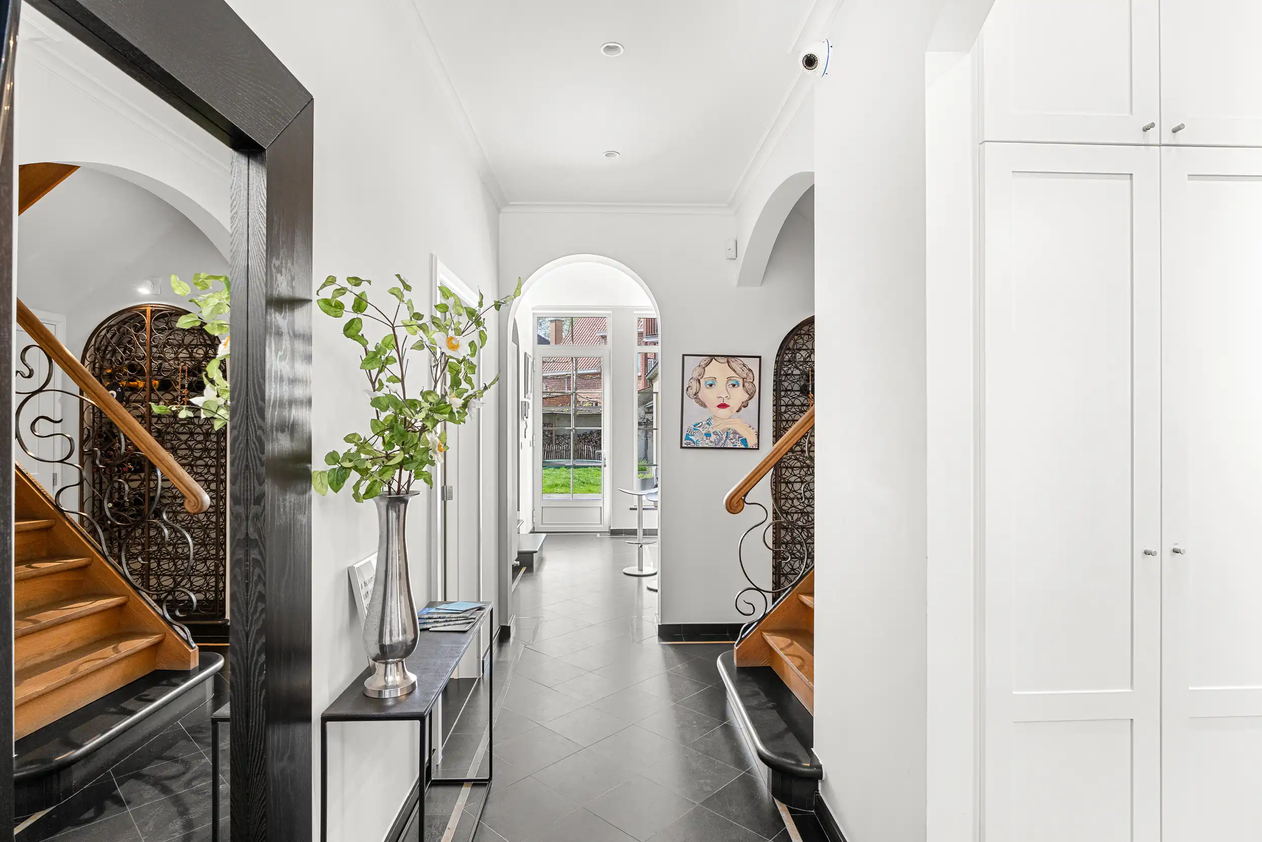 Karaktervolle burgerhuis op enkele passen van Zimmerplein foto 2