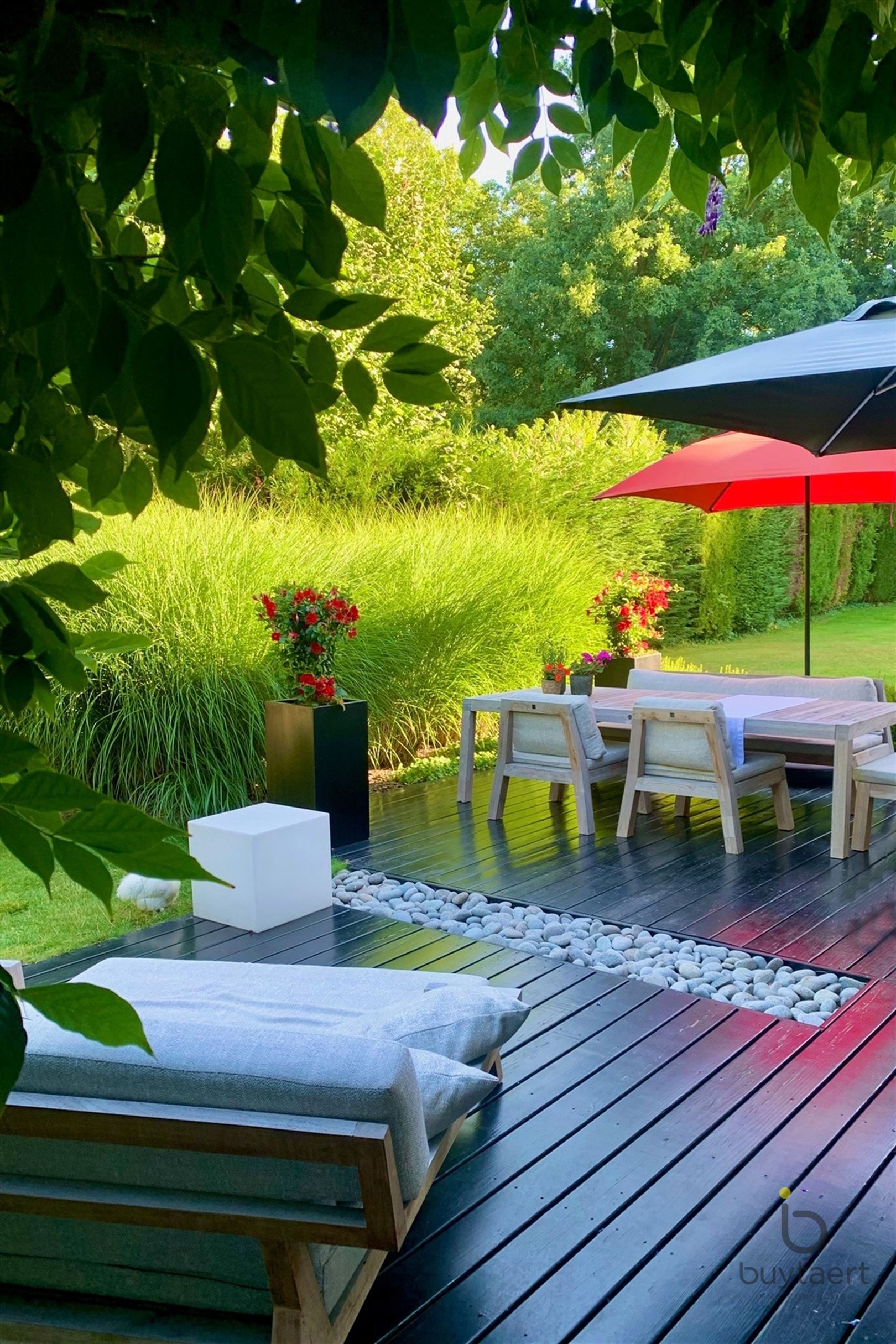 Gezellige instapklare woning met een prachtige groene tuin! foto 56