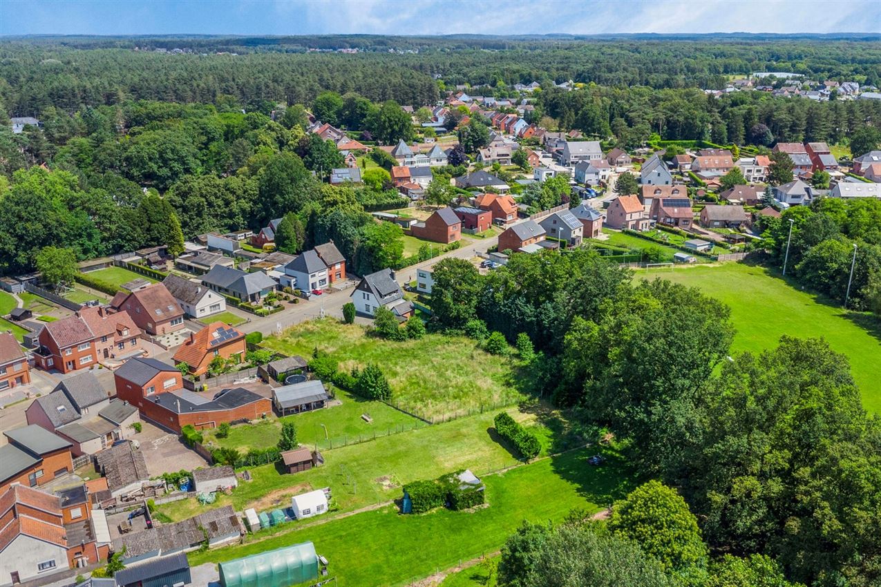 bouwgrond 13 a 65 ca voor HOB met magnifiek tuindeel foto 8