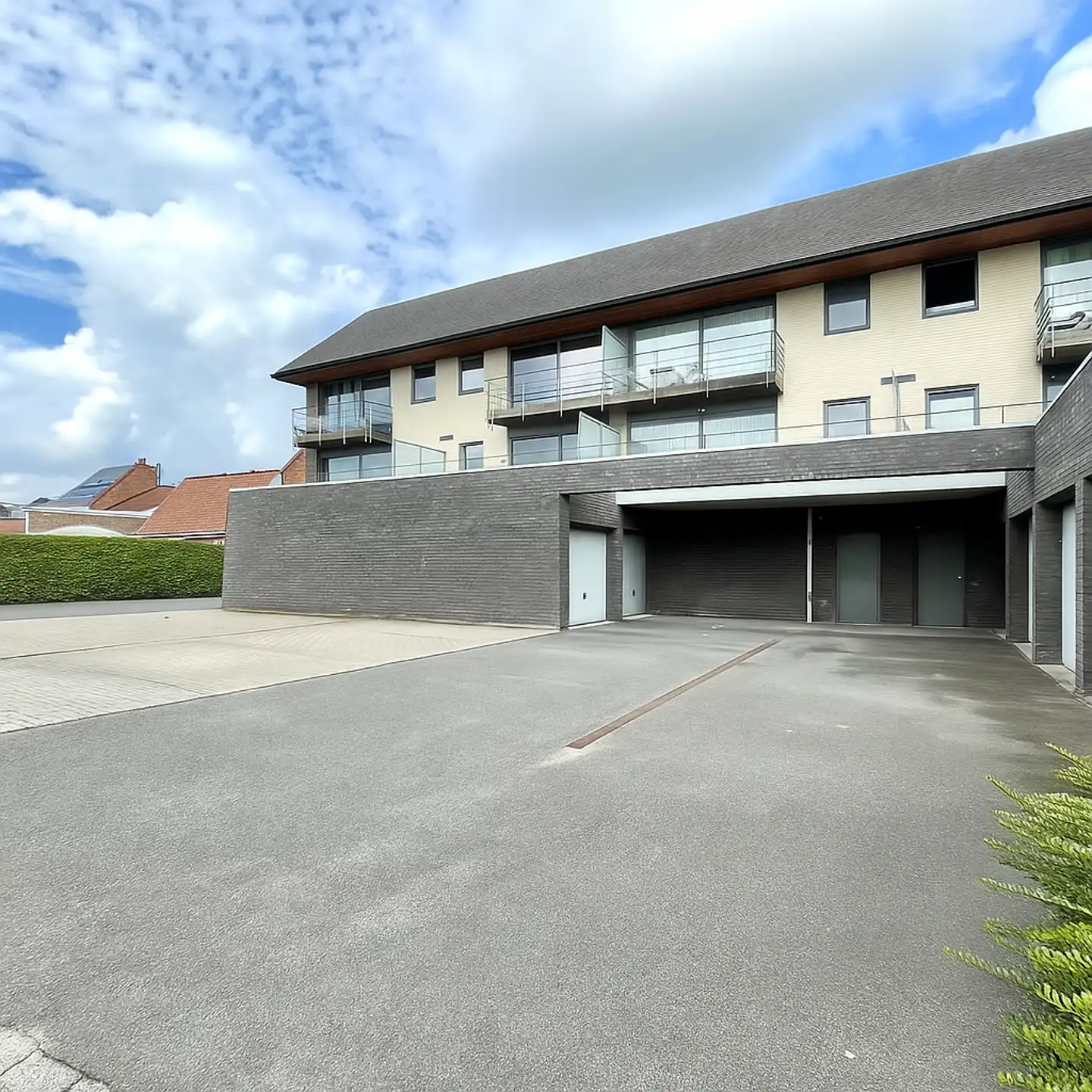 TOPgelegen leuke handelsruimte met 2 parkeerplaatsen!  foto 11