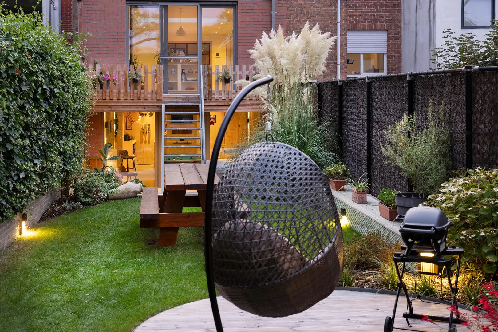 Ruime, energiezuinige burgerwoning met 2 garages. foto 19