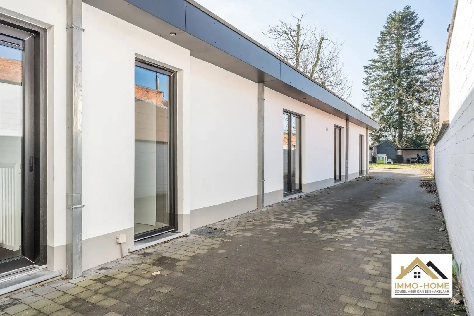 Ruim drie slaapkamers gelijkvloersappartement / bungalow foto 27