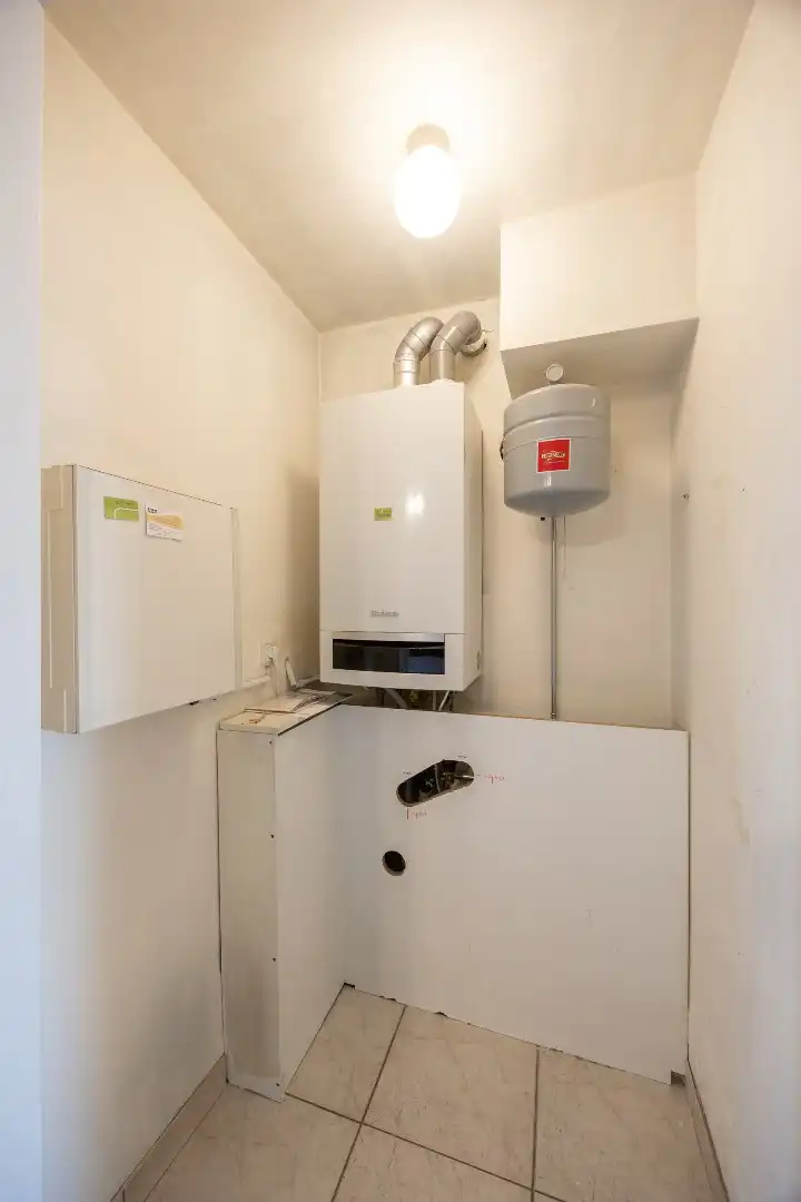 Instapklaar appartement te koop! foto 15