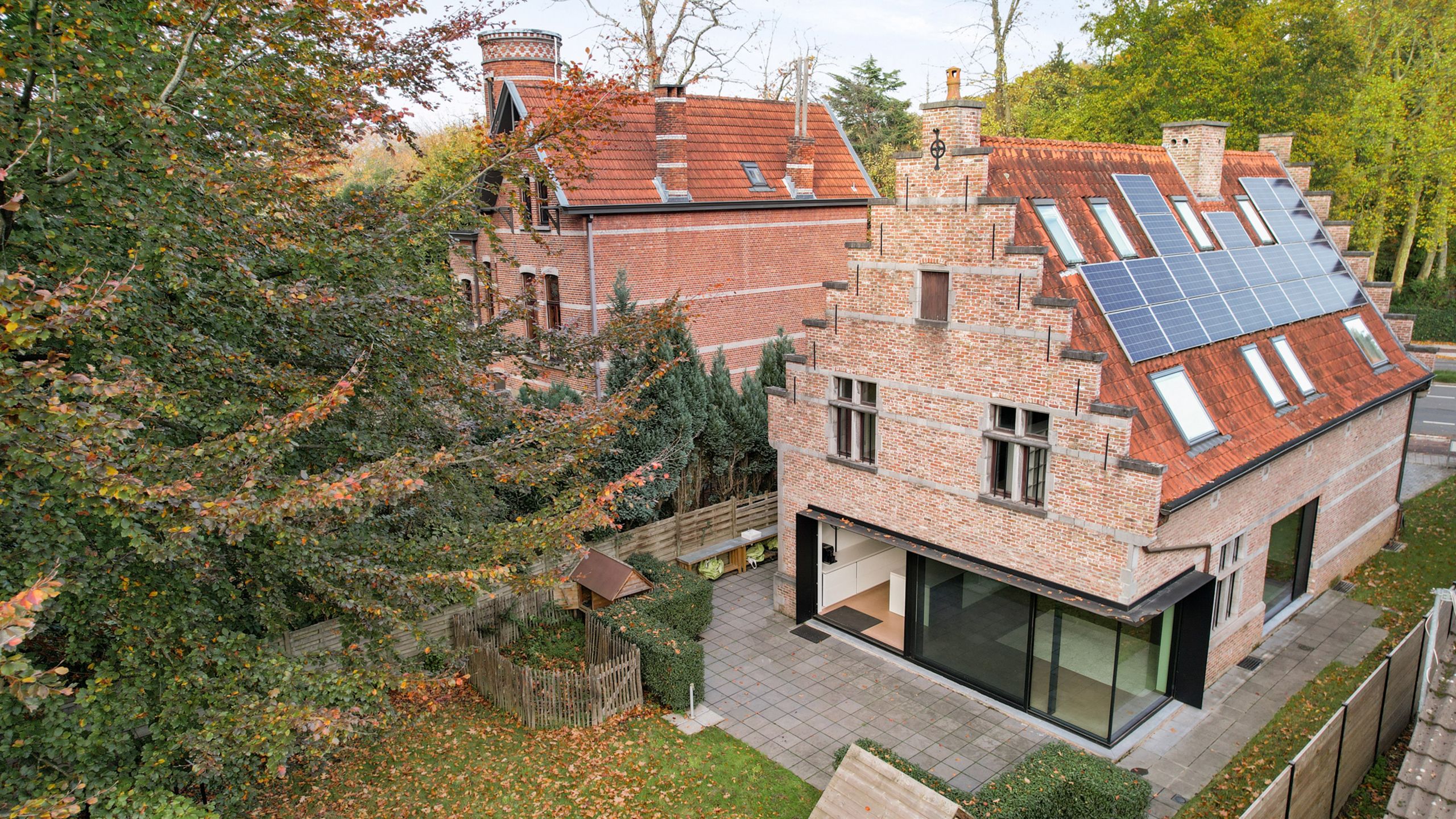 Knap gerenoveerde, energiezuinige woning (open bebouwing) foto 22