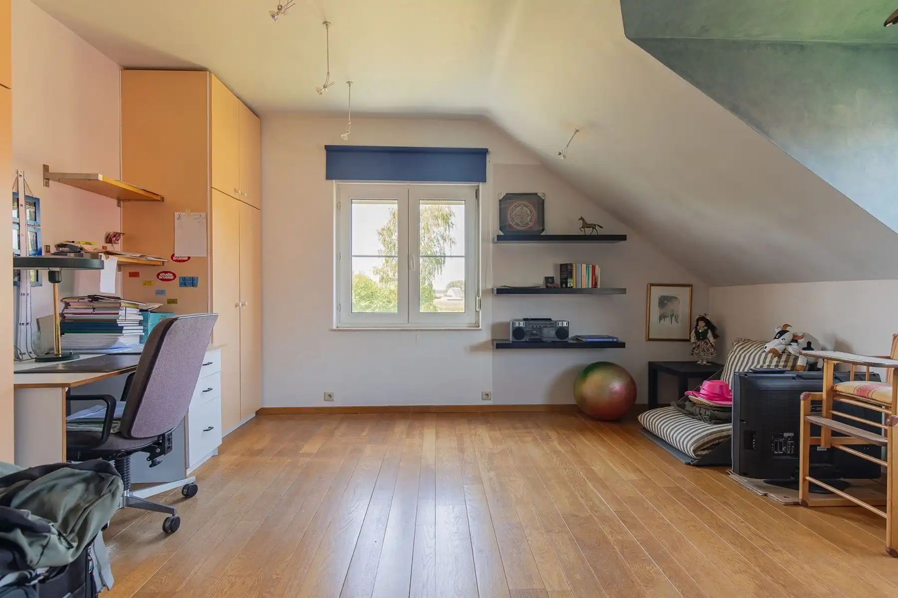 SUPER GELEGEN VILLA OP 9 ARE 16 CA foto 15
