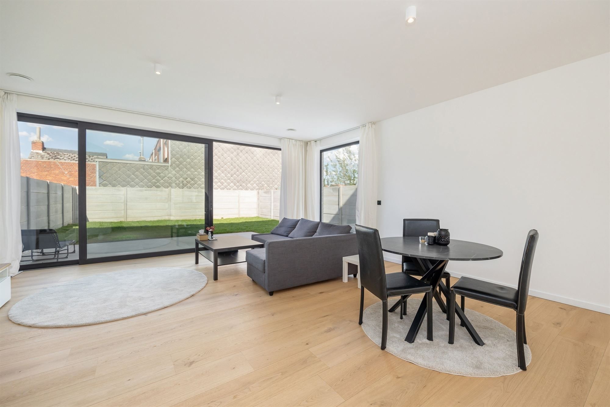 Energiezuinige woning met vier slaapkamers en tuin foto 2