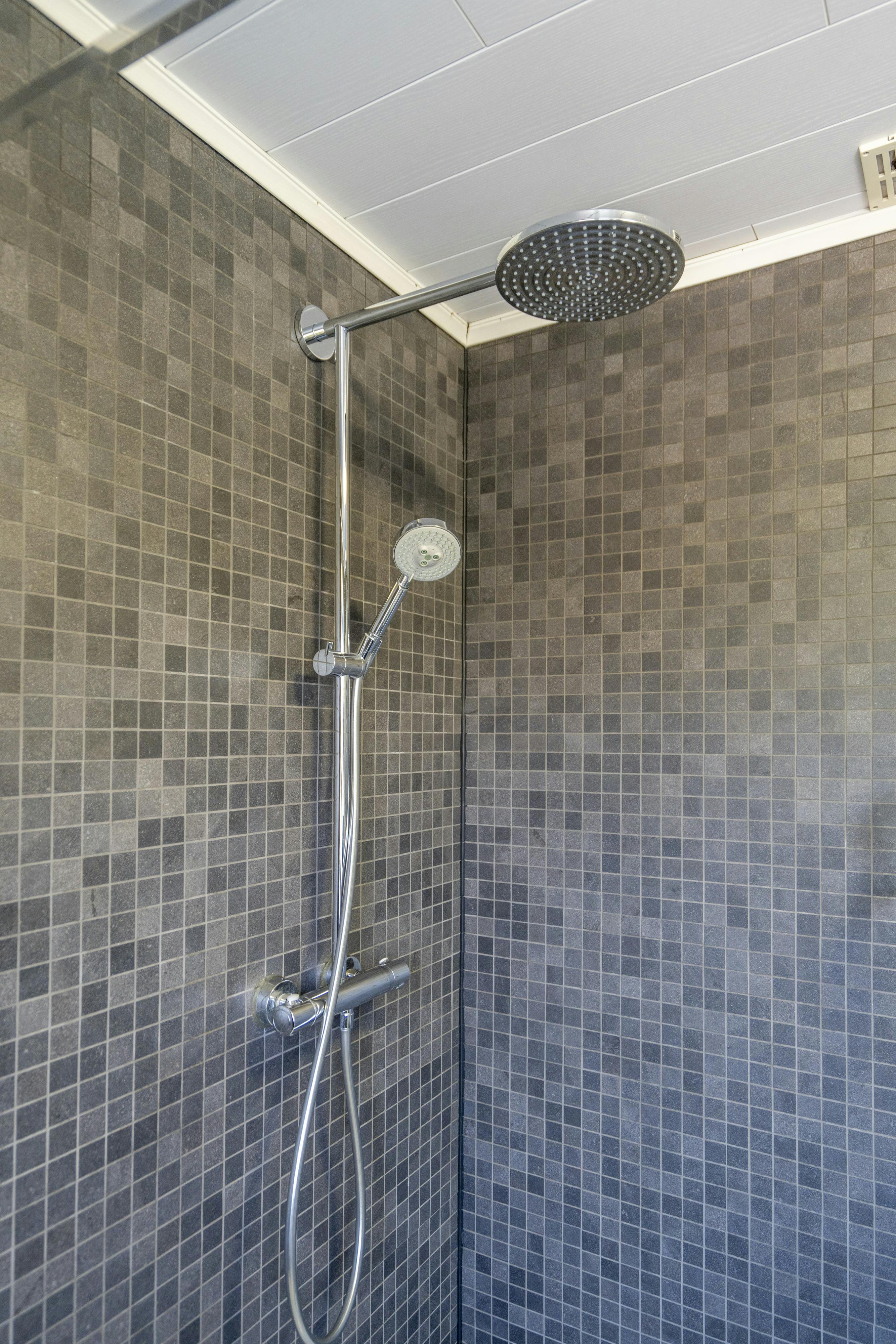 Leuke instapklare woning op een centrale ligging te Kortrijk foto 17