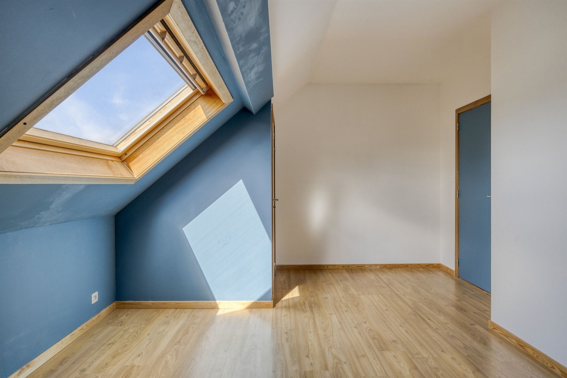 Te renoveren woning met 4 kamers foto 13
