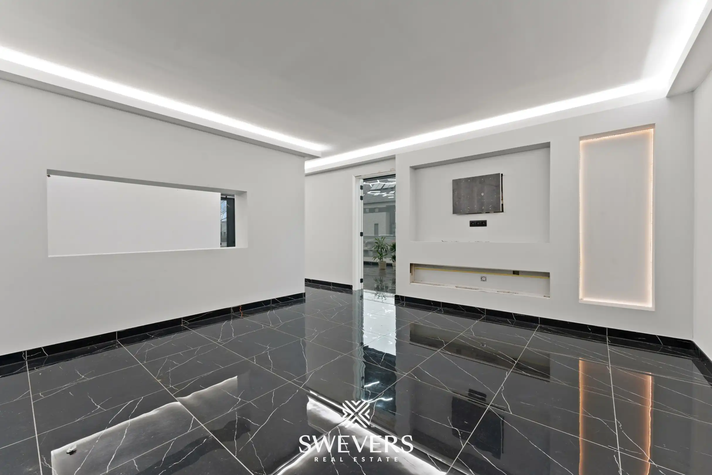 Showroom met commerciële mogelijkheden en toplocatie in Houthalen foto 10