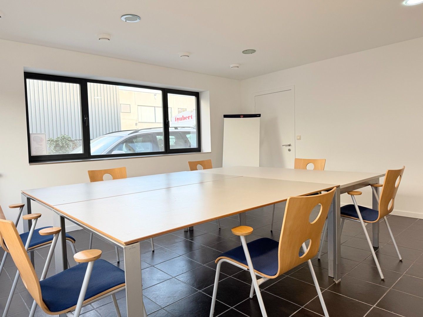 Kantoorruimte in KMO zone foto 6