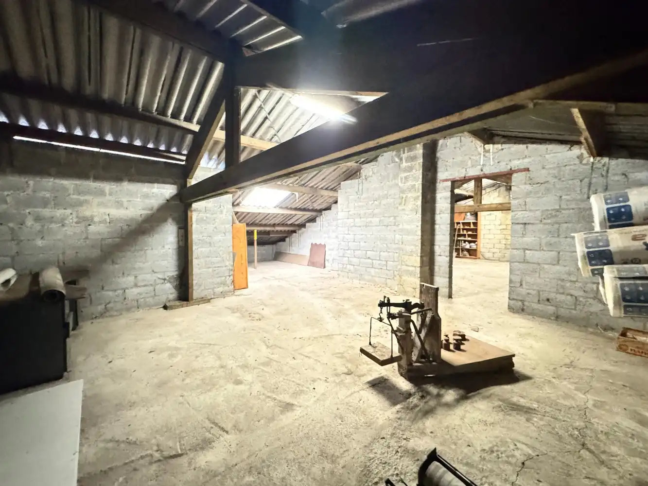 Woon- en handelsruimte op een strategische toplocatie in Zutendaal!🏡💼 foto 21