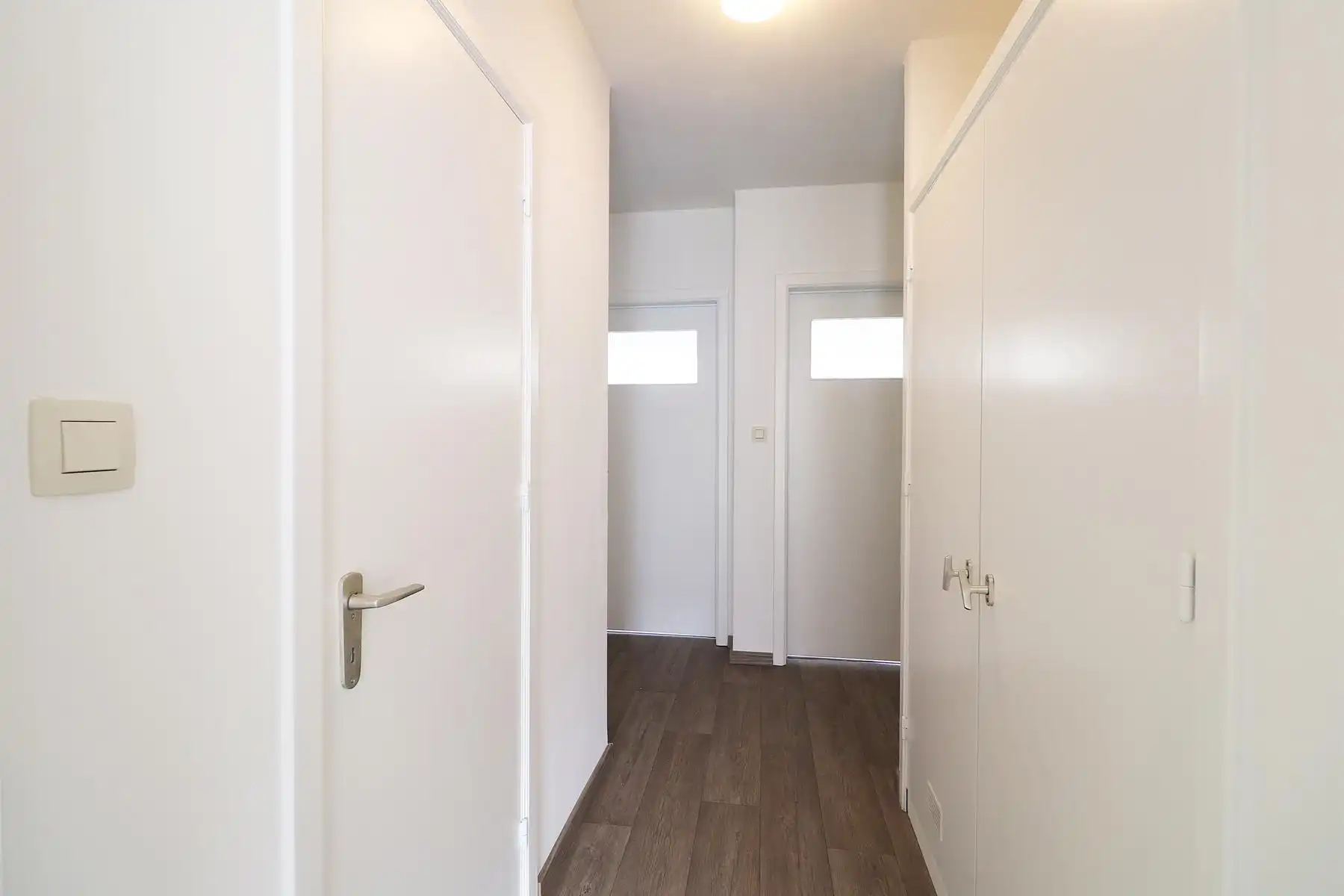 Ruim appartement met 3 slaapkamers in hart van Bree.  foto 6