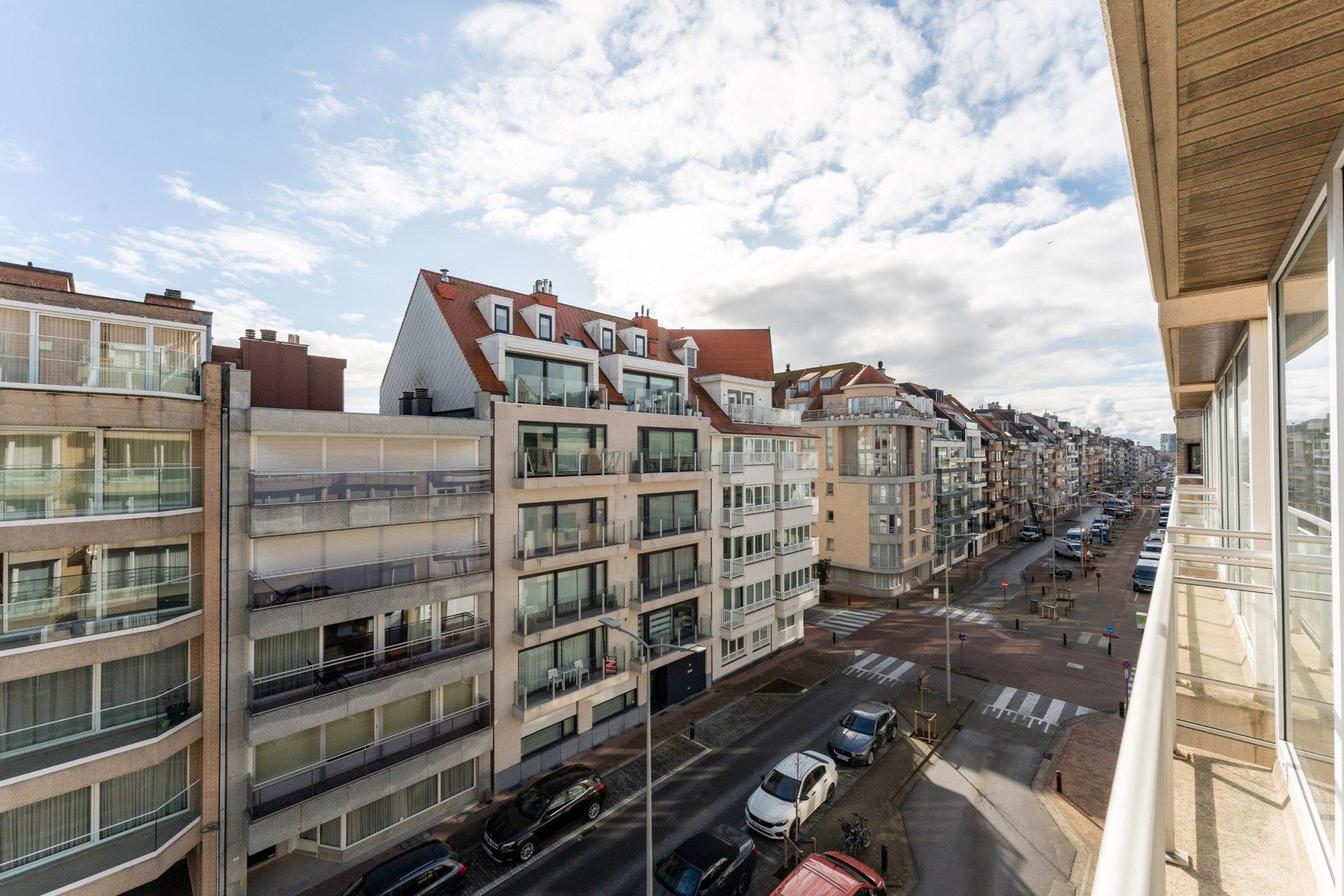 Instapklaar appartement vlakbij de Zeedijk te Knokke foto 12