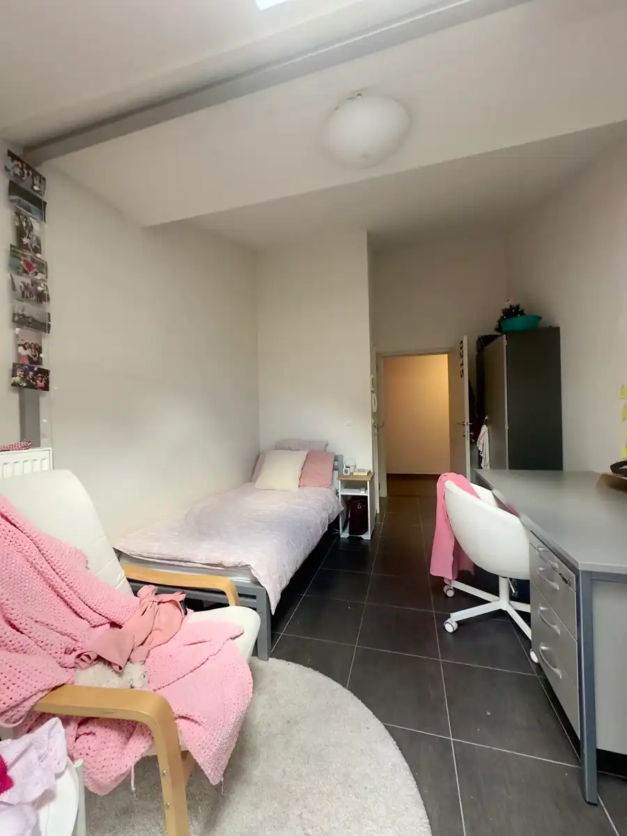 Moderne studentenstudio op een uitstekende locatie in Brugge foto 5