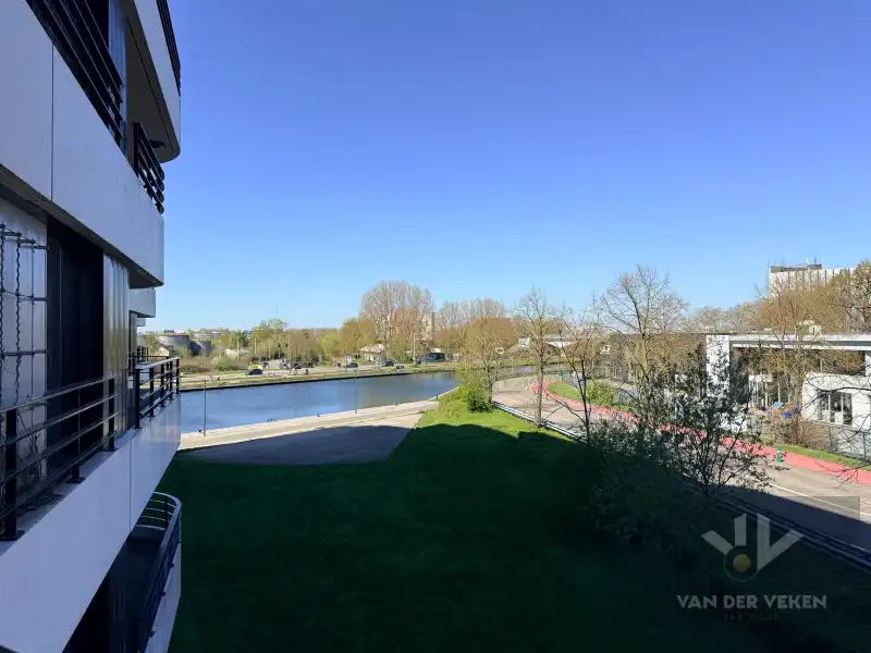 STUDIO OP EEN TOPLOCATIE!! foto 8