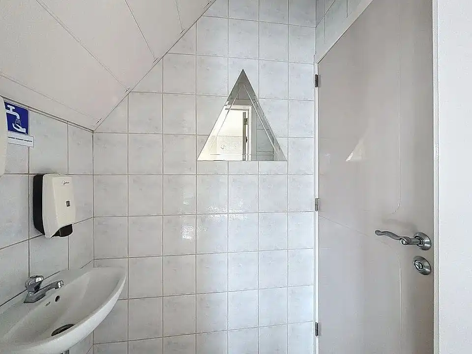 Centraal gelegen handelspand te koop Rijkevorsel  foto 12